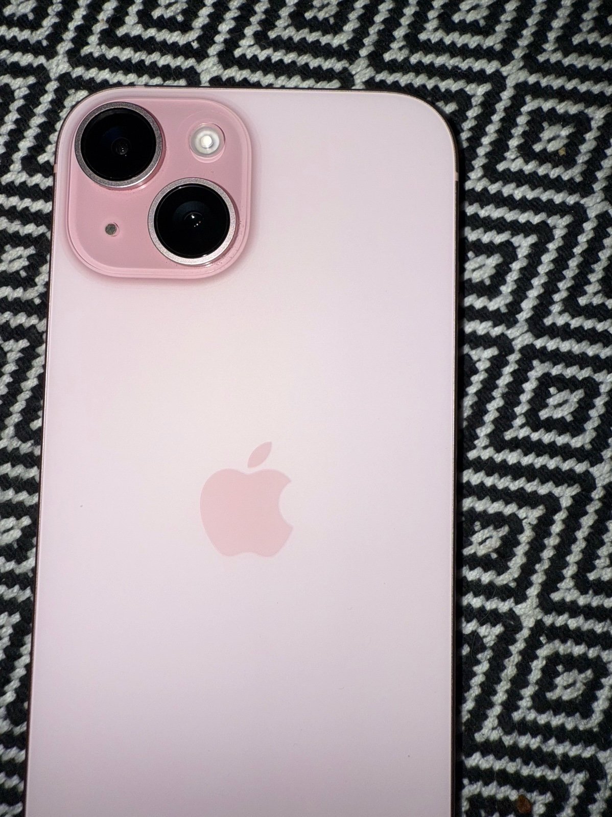 Apple iPhone 15 unlocked 2N96