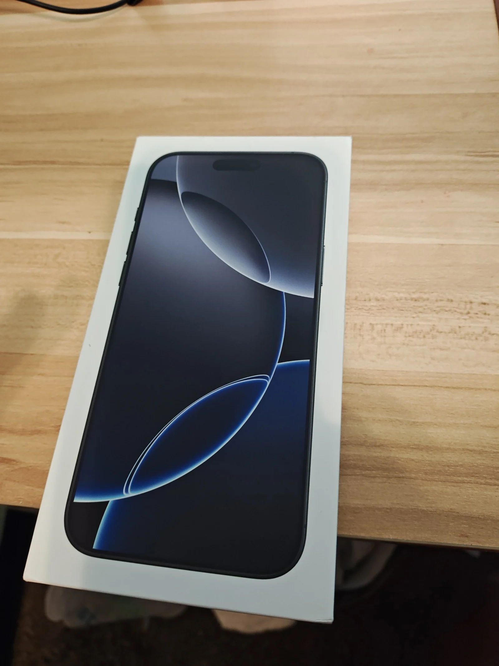 iPhone 16 pro max 256gb. Locked T mobile