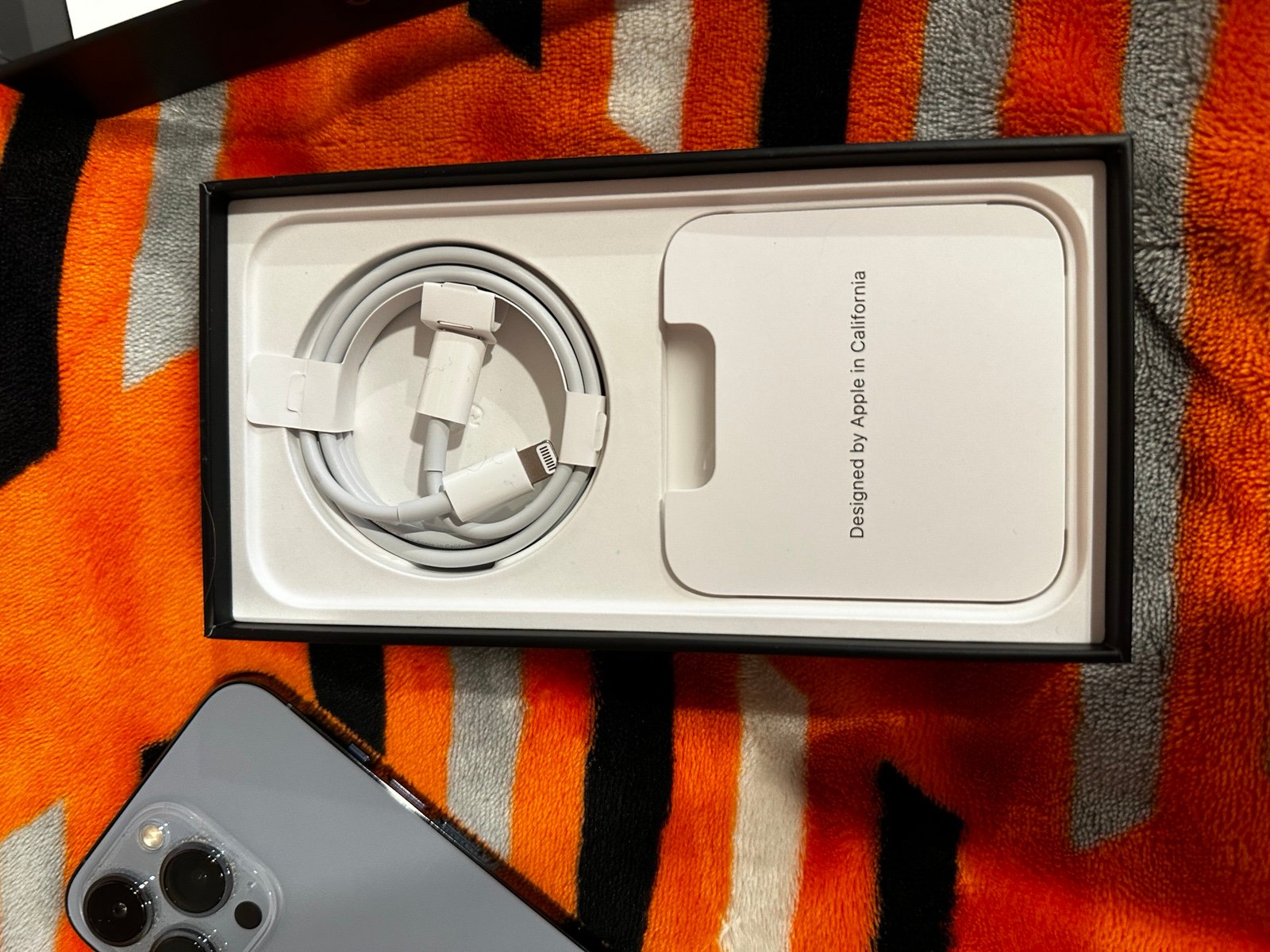 Apple iPhone 12 Pro Pacific Blue 256GB Unlocked 3C75