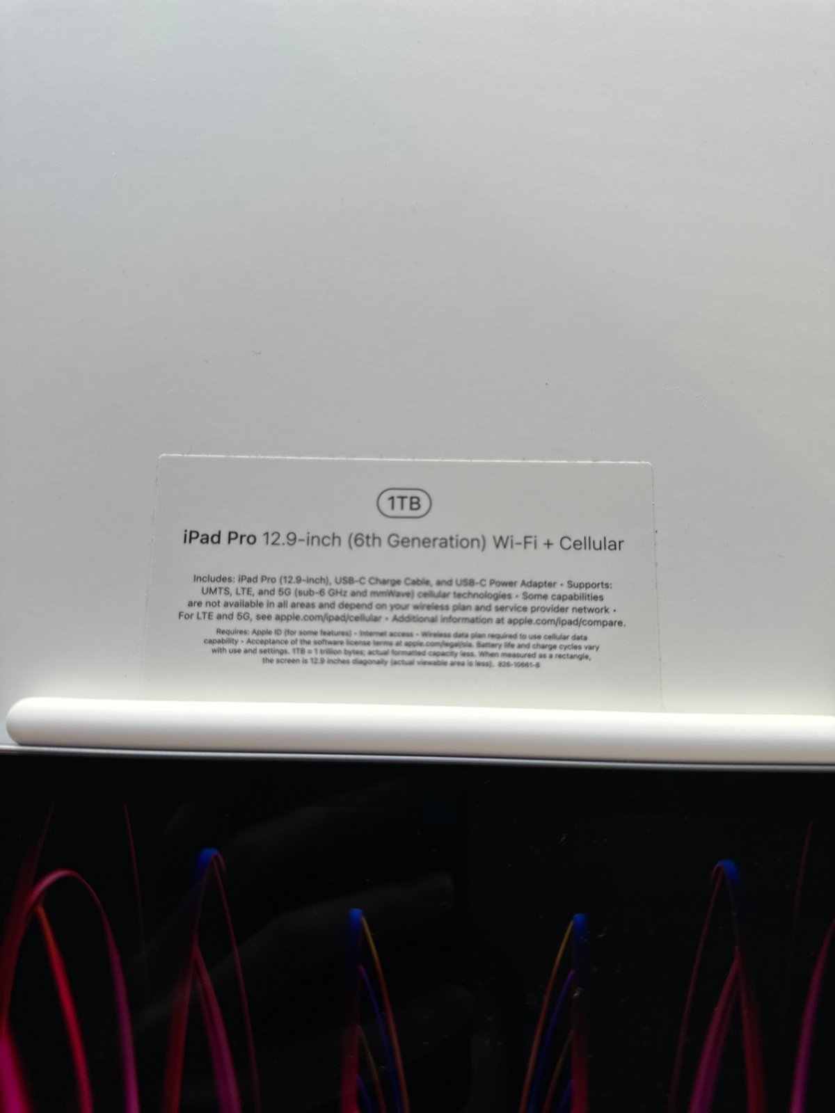 Apple M2 iPad Pro 12.9” 6th Generation 1 TB in Space Gray + Pencil + Case 1H39