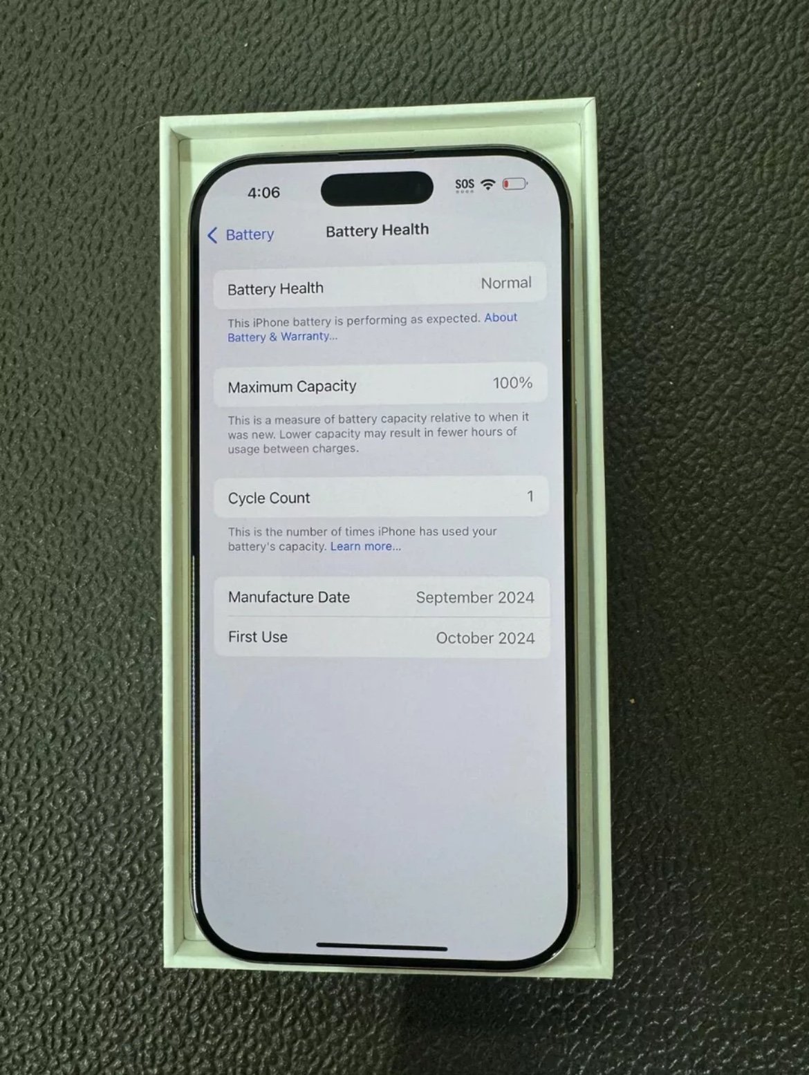 iPhone 16 pro max 5Y76