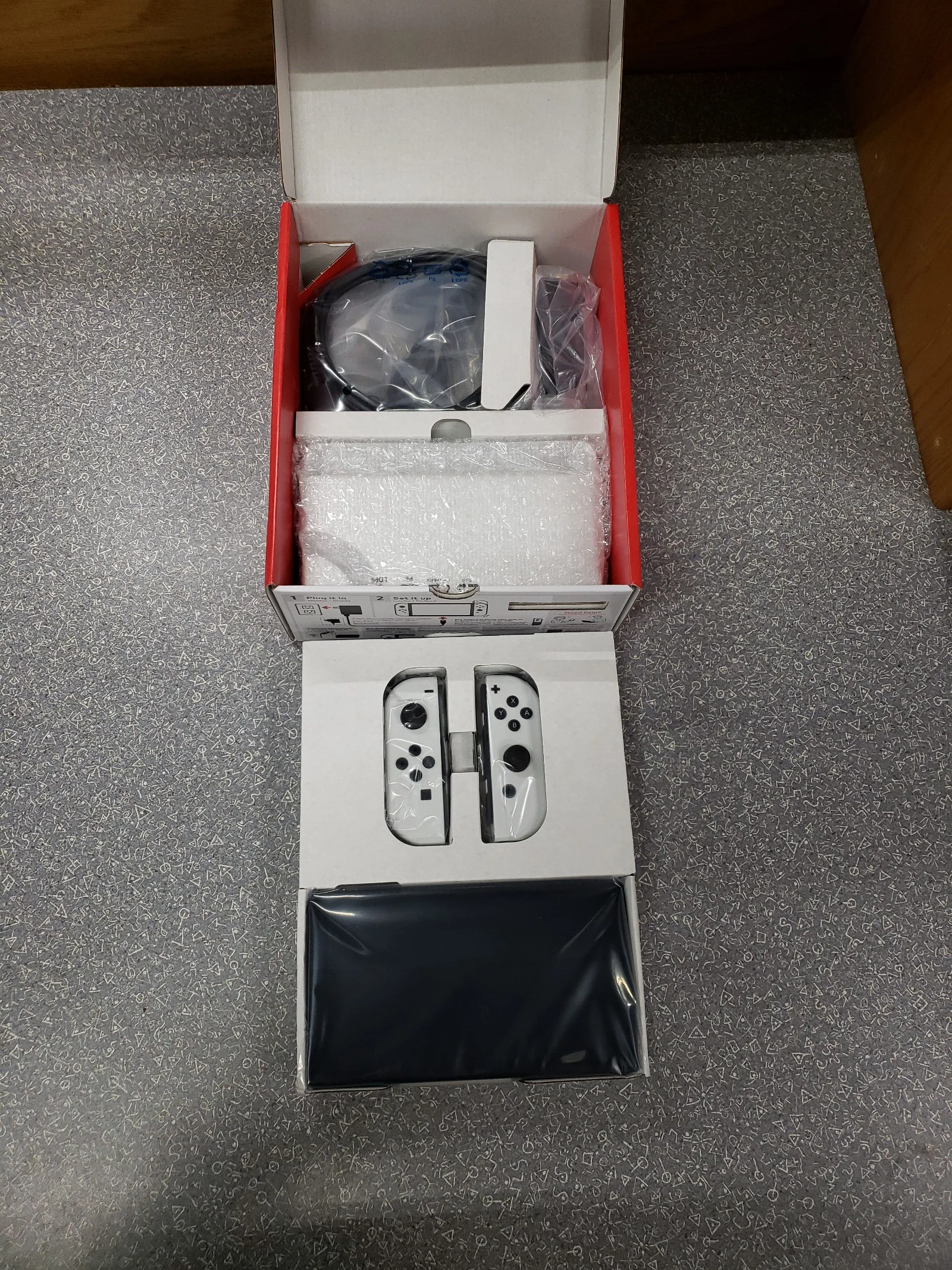 Nintendo Switch OLED White NEW 7M22