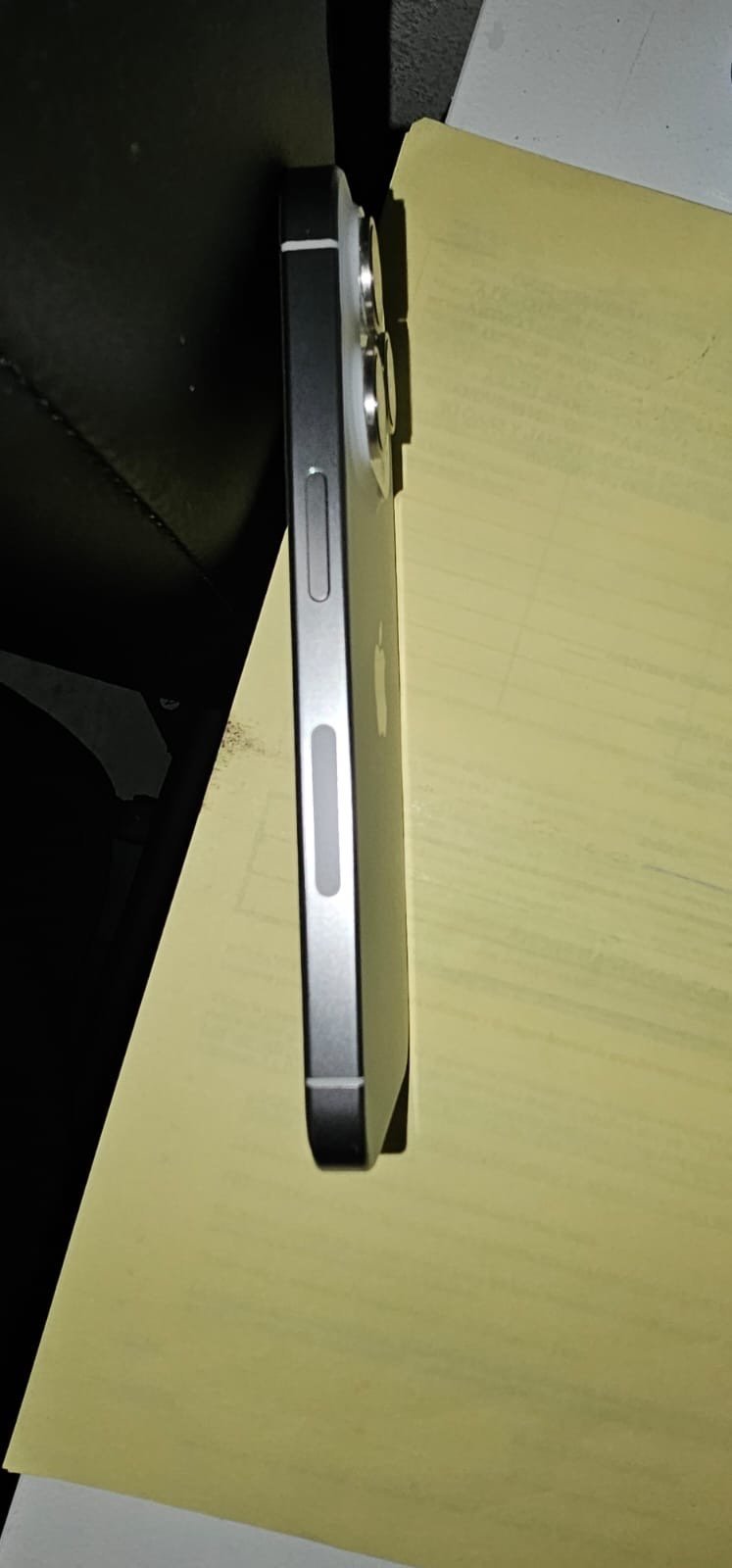 Apple iPhone 15 pro locked to att 3E11