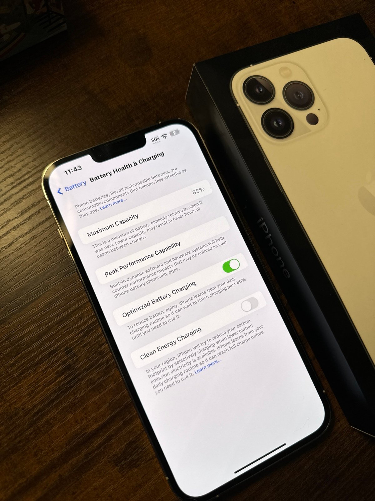 Apple iPhone 13 Pro Max 128 GB in Silver for Unlocked 7C53