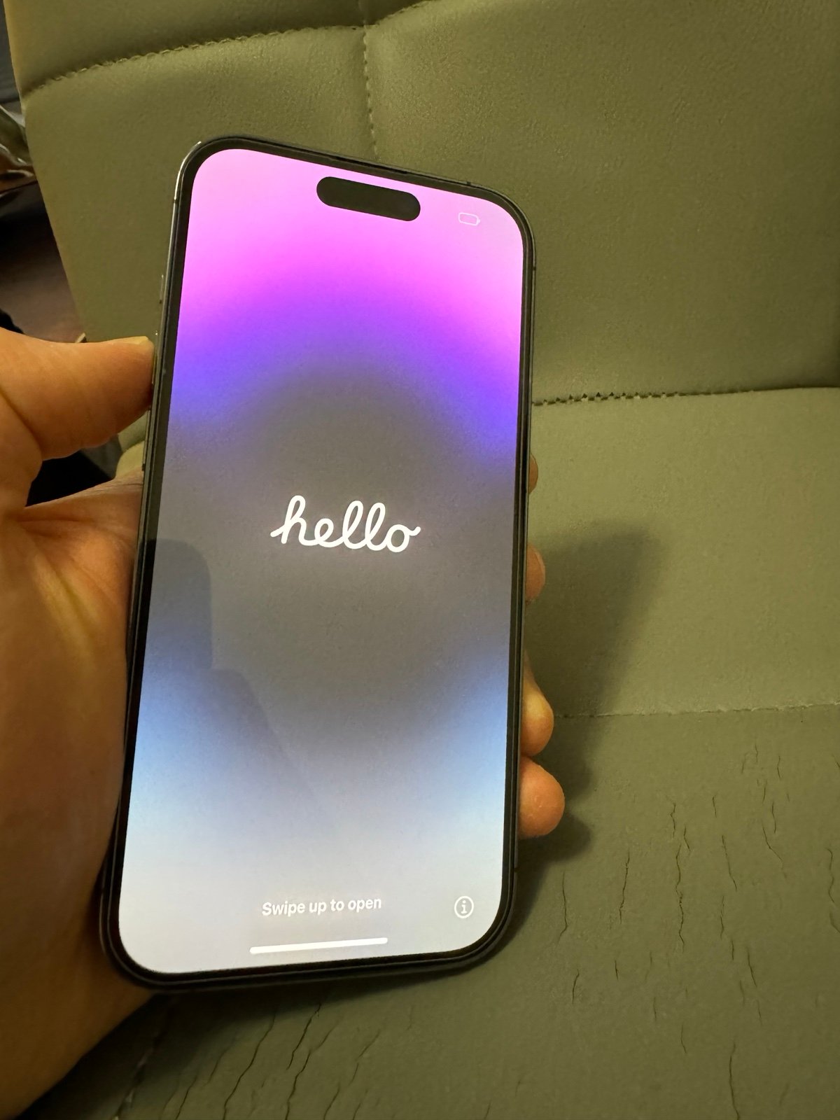 Apple iPhone 14 Pro 128gb purple great condition 8G96