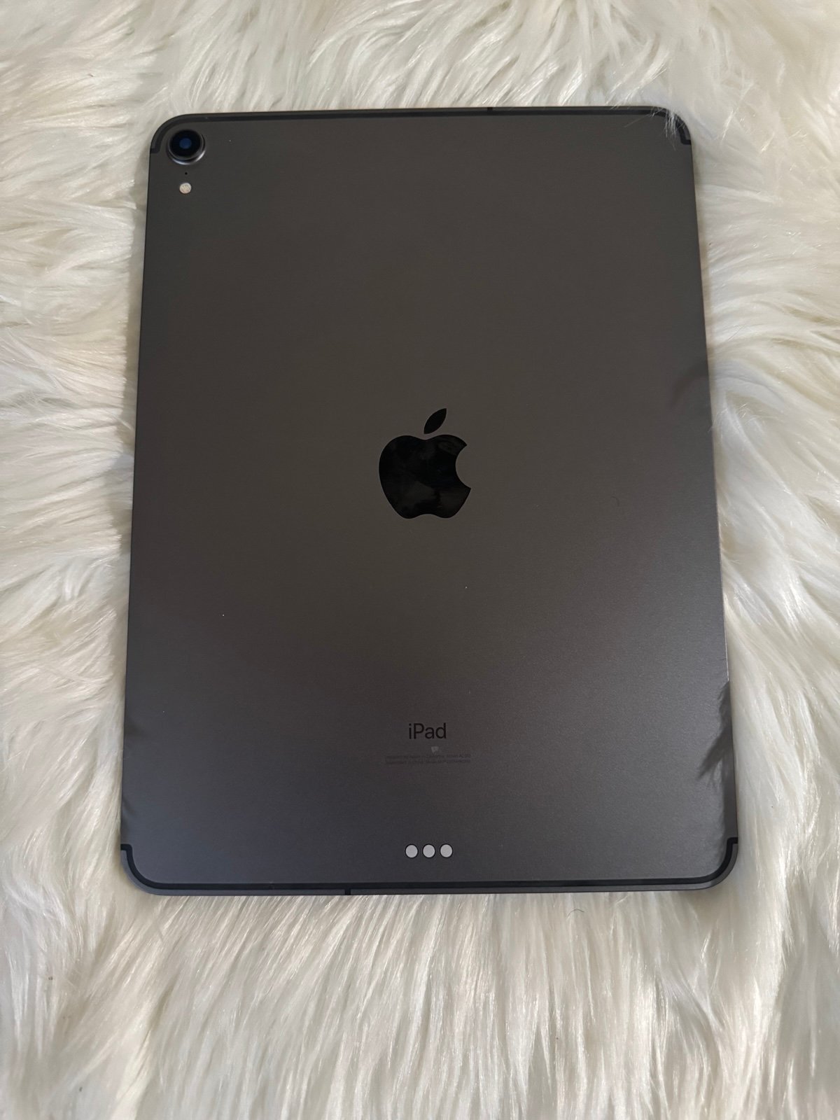 Apple iPad Pro 11 Inch WiFi + Cellular Unlocked Space Gray 9N11