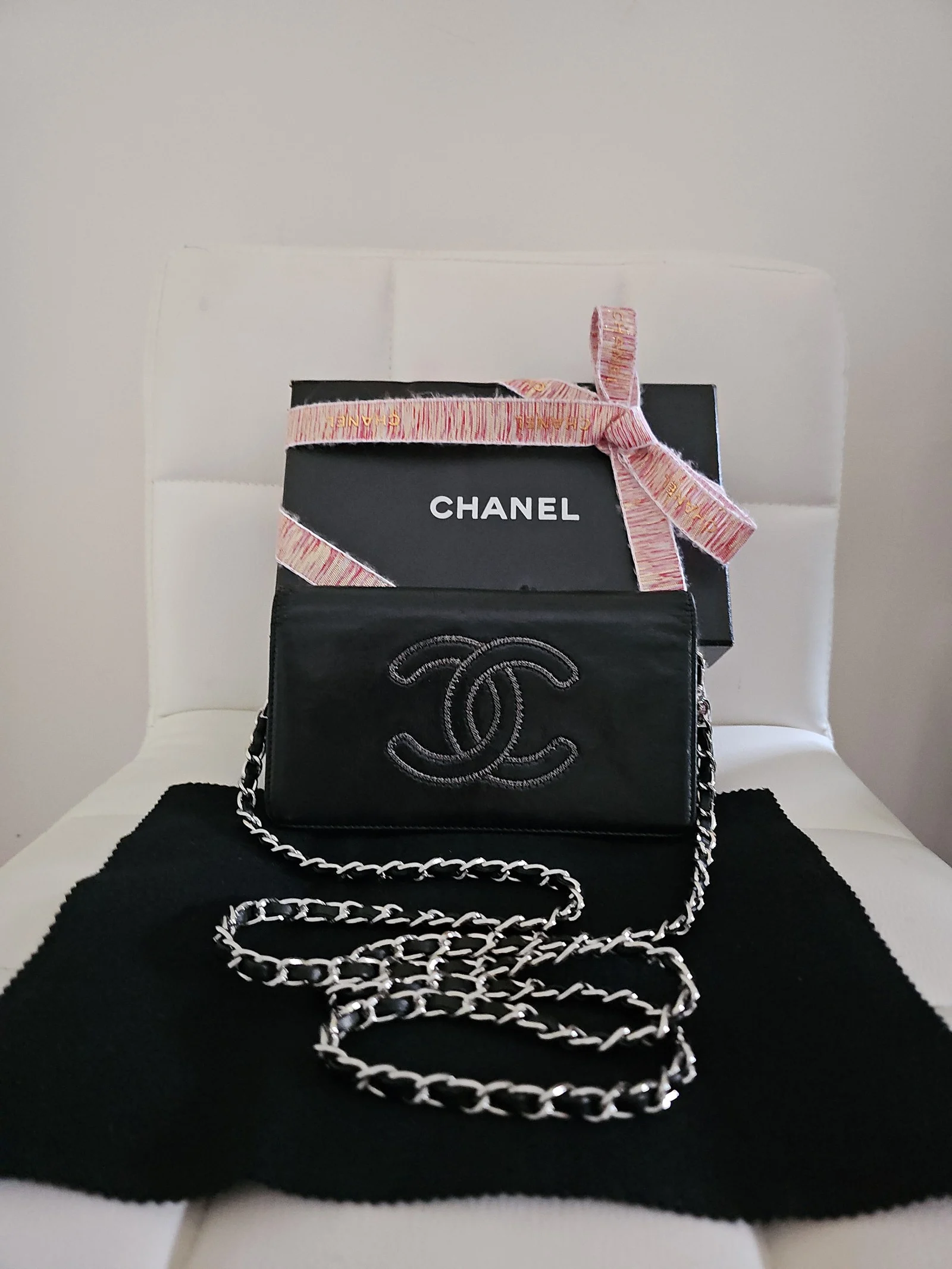 CHANEL Black Leather CC Wallet