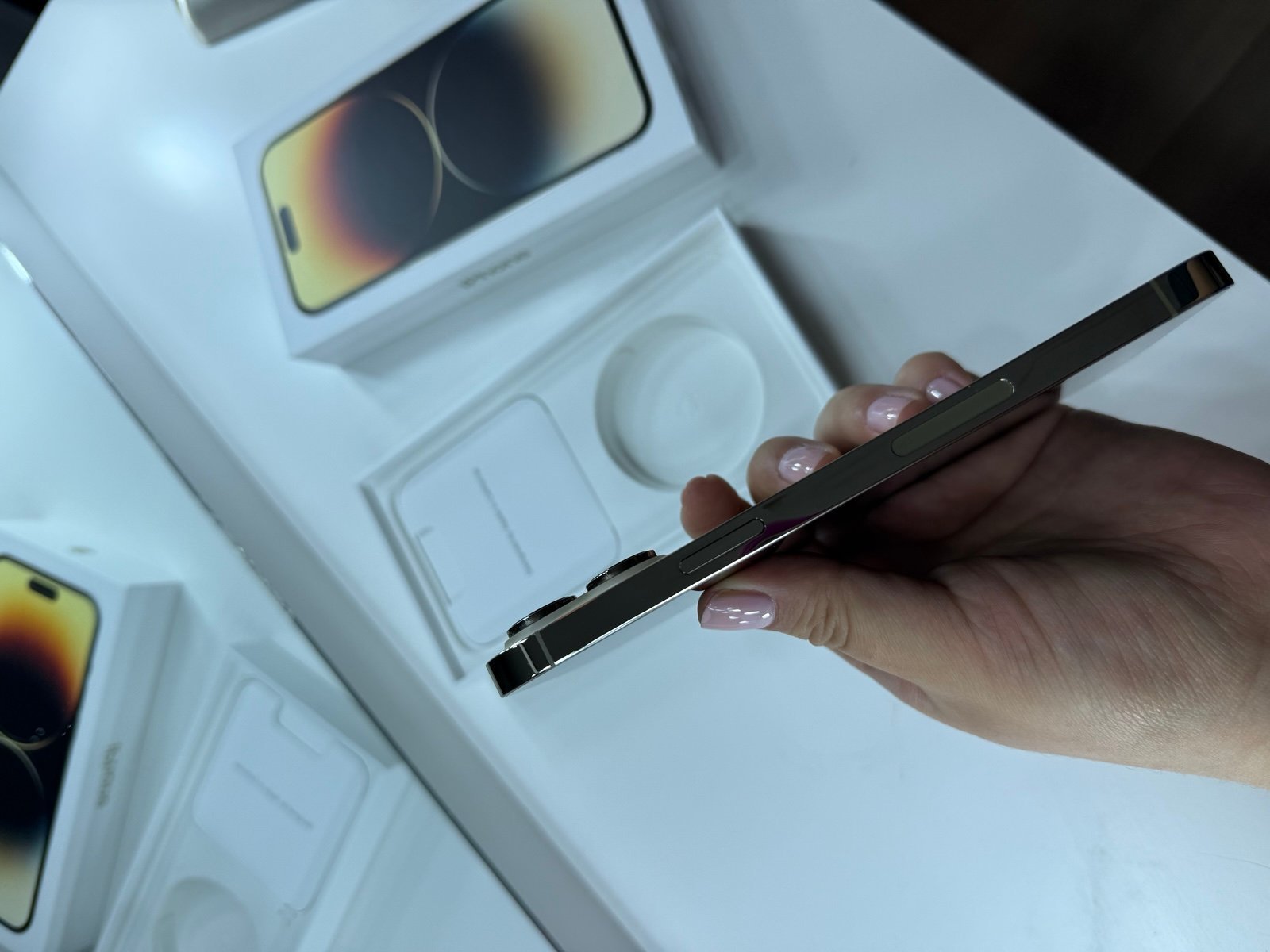 iPhone 14 Pro Max unlocked 8X83