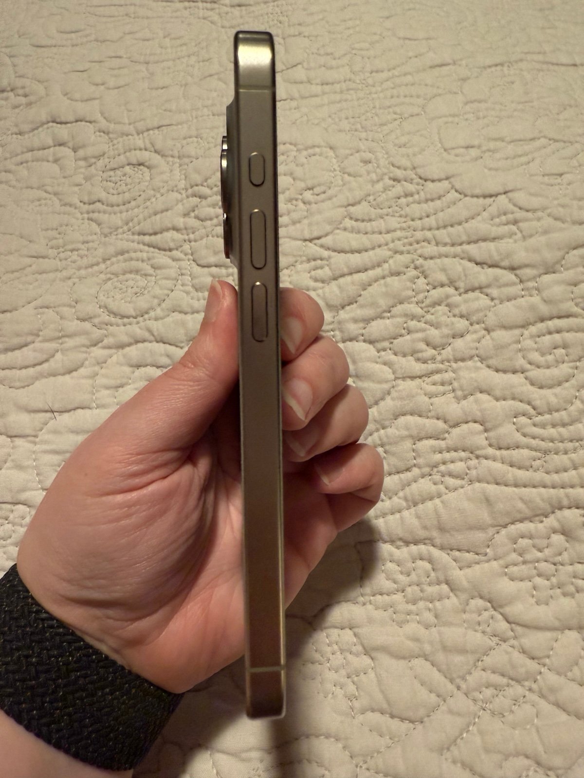 Apple iPhone 15 Pro Unlocked 1D19