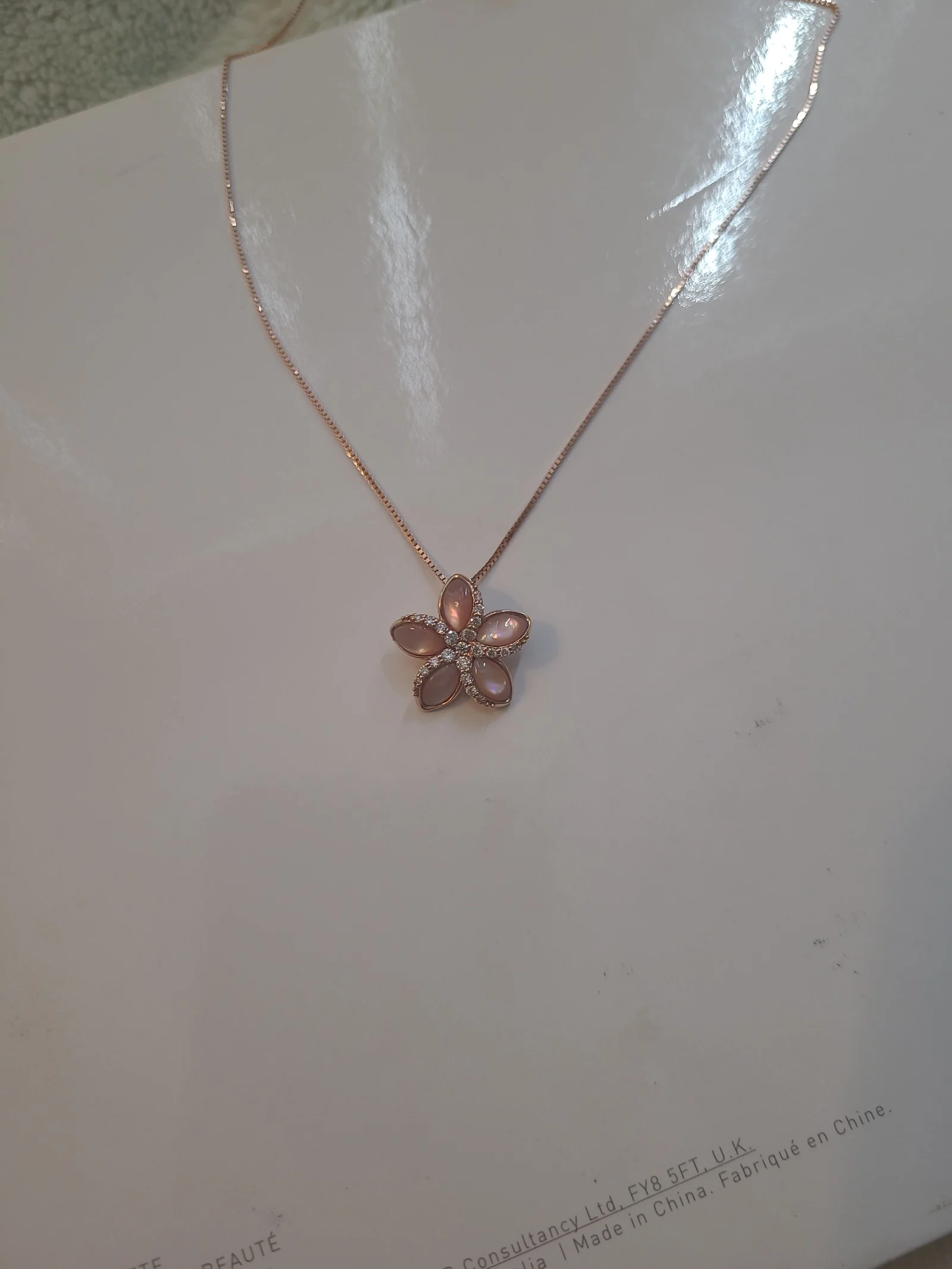 14kr pink mother of pearl necklace