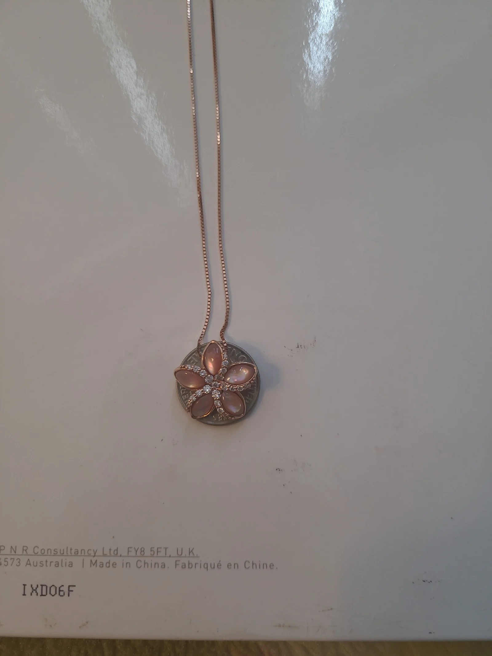 14kr pink mother of pearl necklace