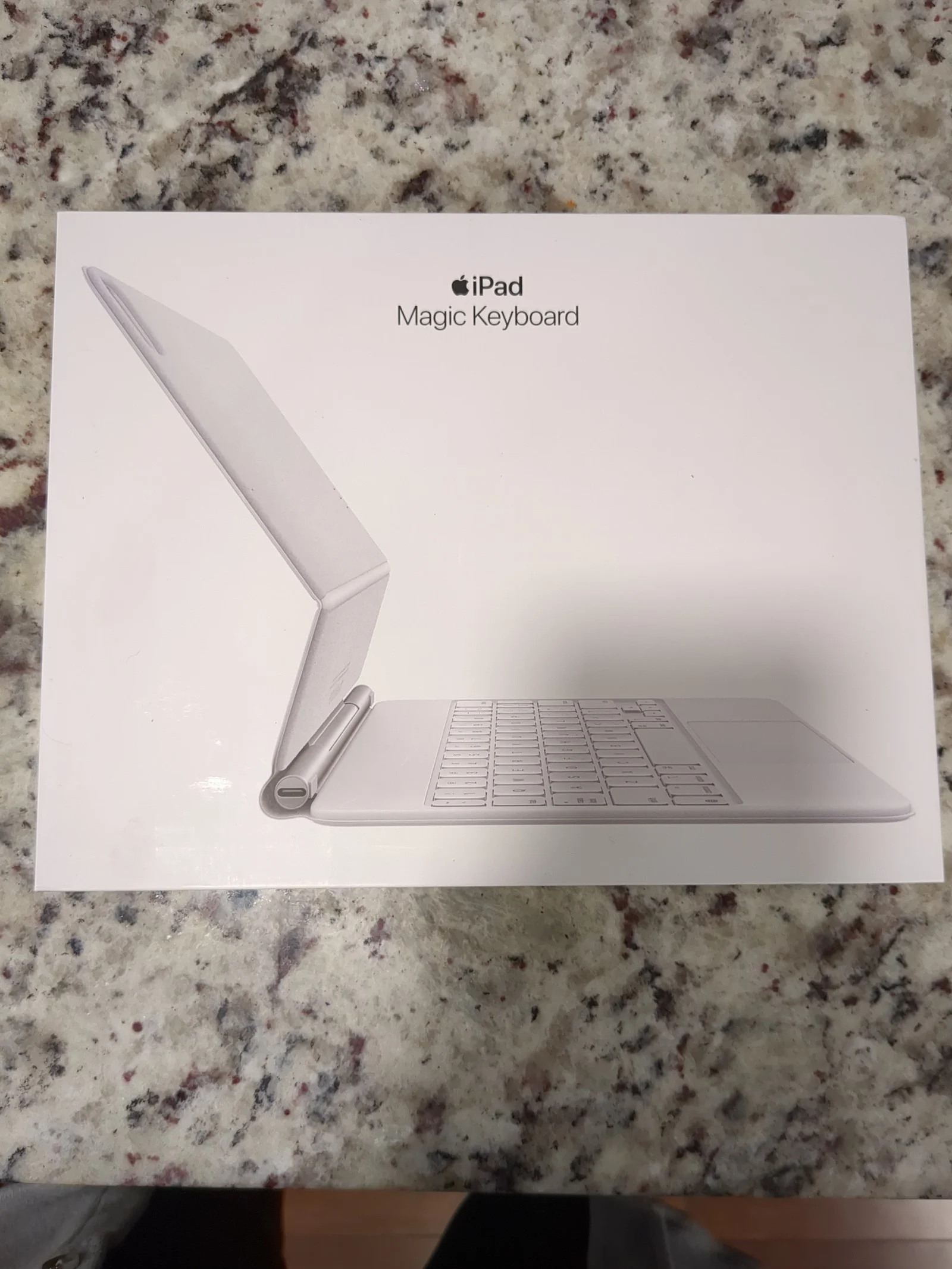 SOLD - Apple iPad Air 4th Generation 256 GB in Green bundle 3R21