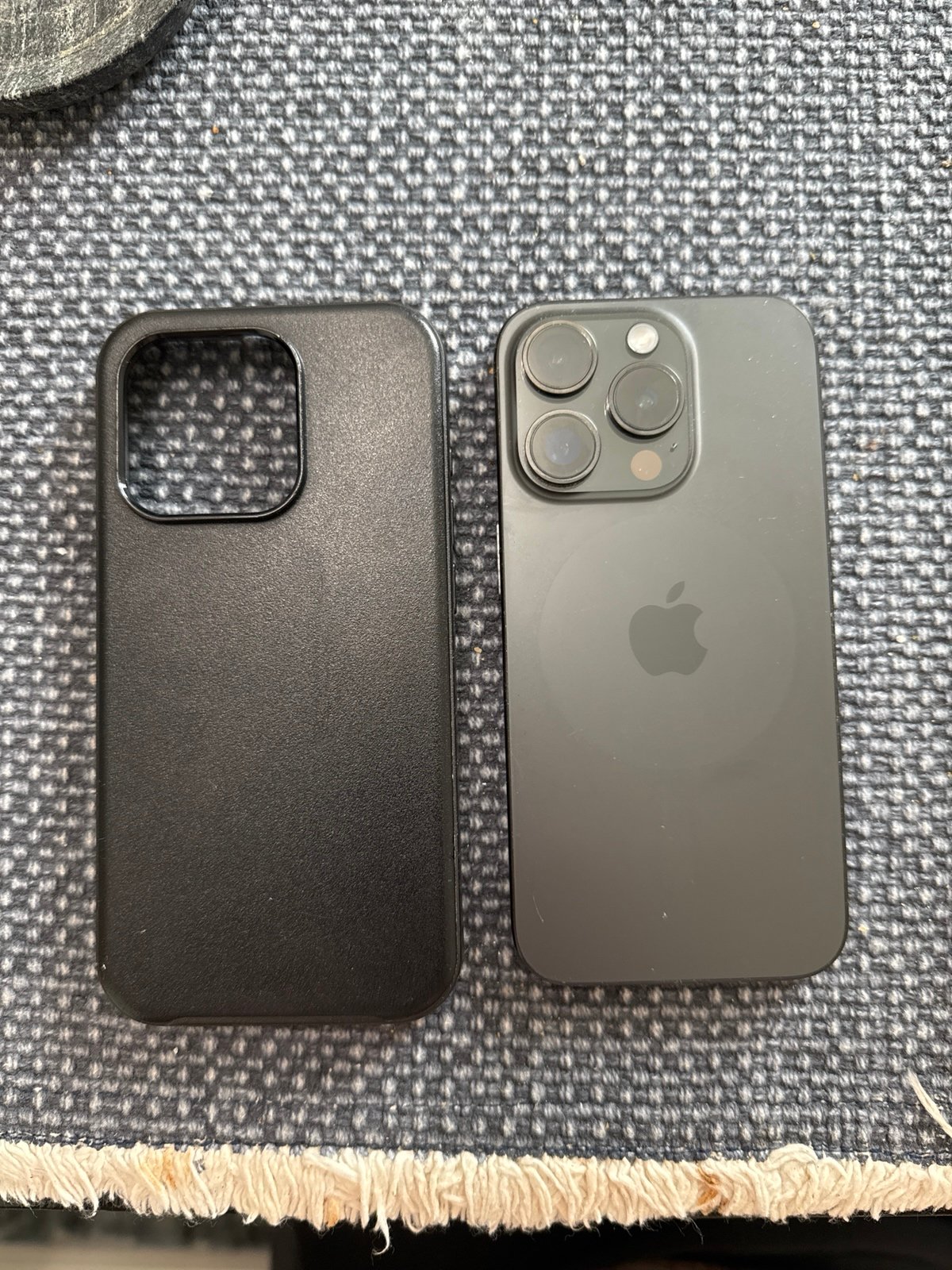 Apple iPhone 15 Pro Unlocked 2B36