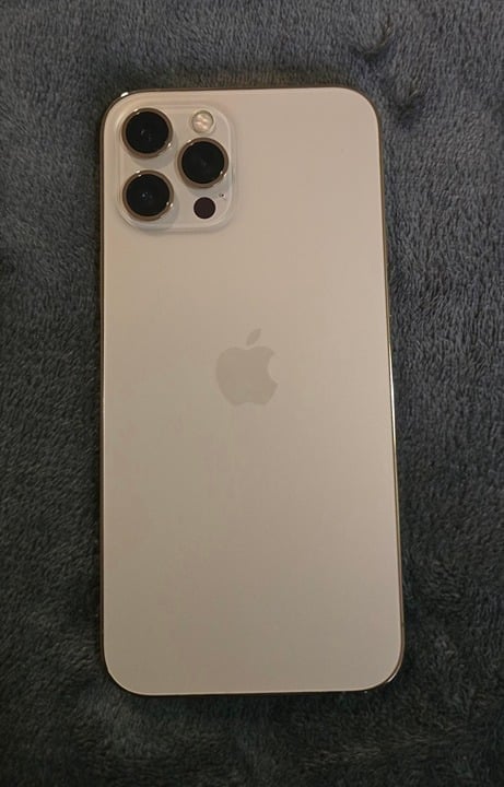 Apple iPhone 12 Pro Max 256GB Unlocked - Gold 7D53