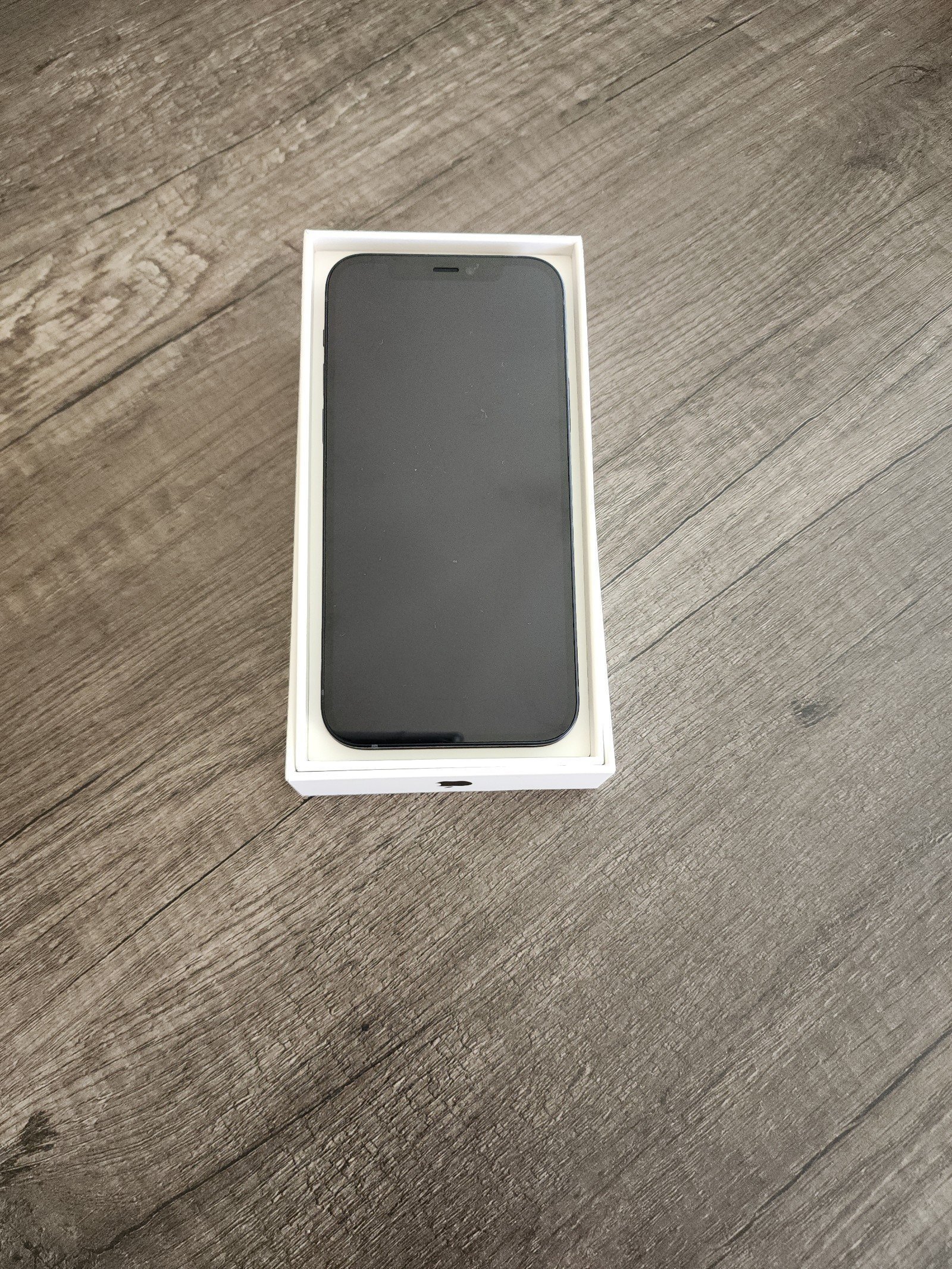 iPhone 12 128GB Black 5N55