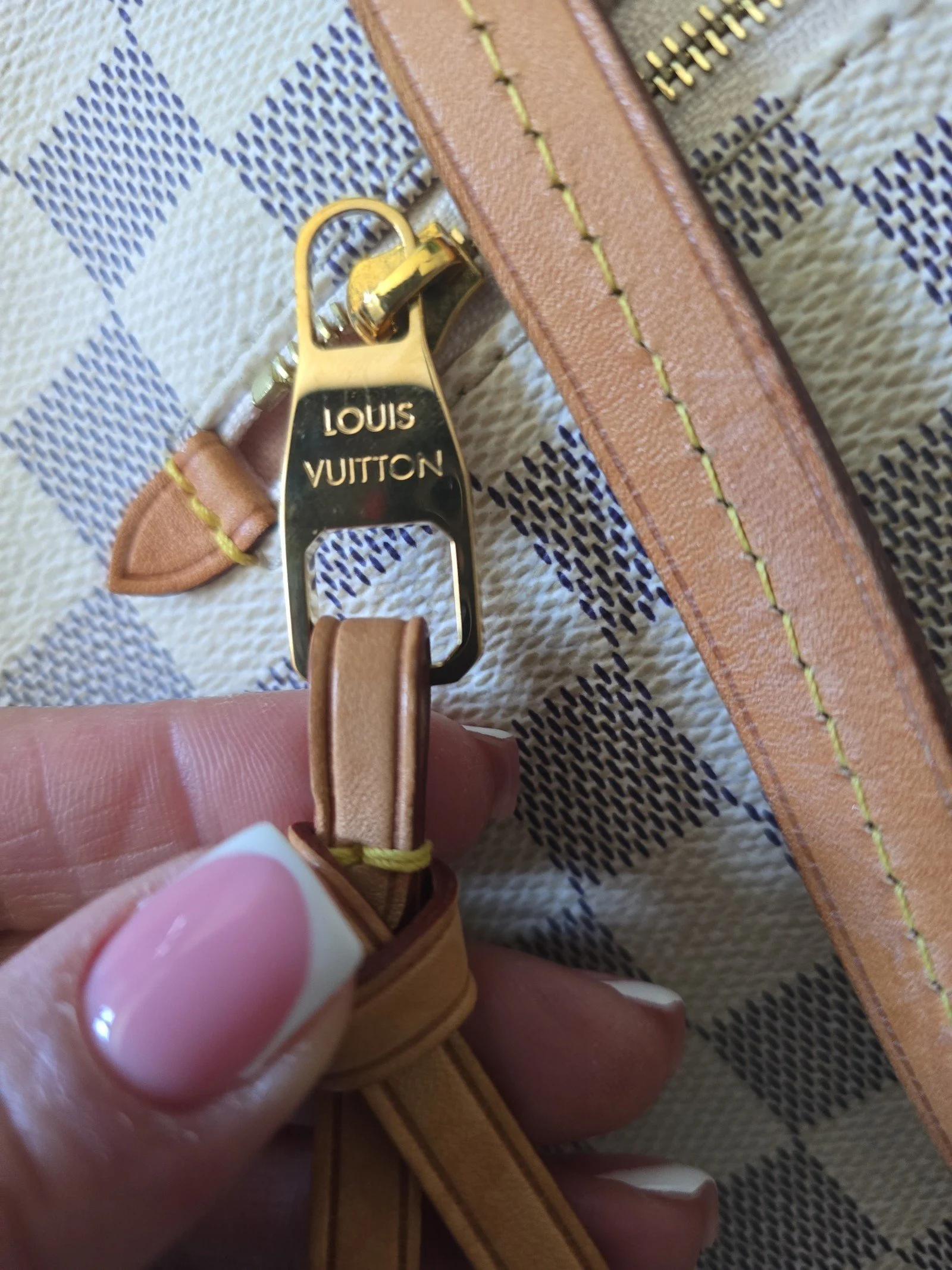 Louis Vuitton Lena Azur