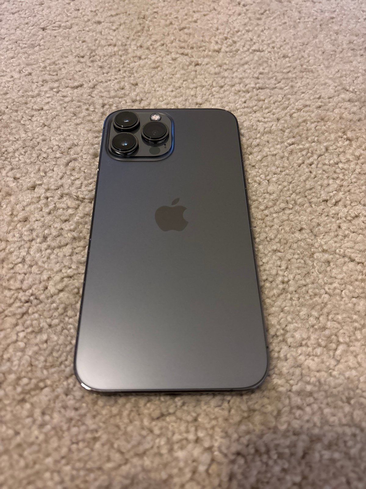 iPhone 13 Pro Max 6L95