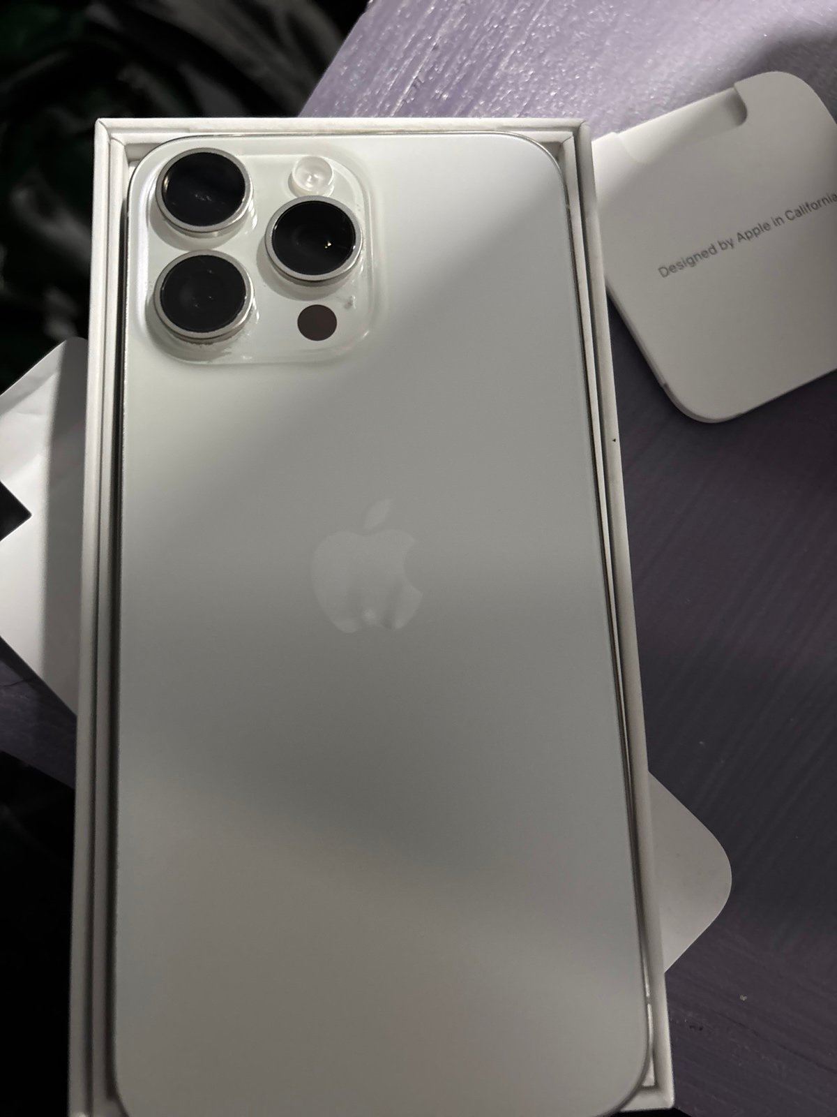 iPhone 15 Pro Max 256GB White Titanium Unlocked 6Q18