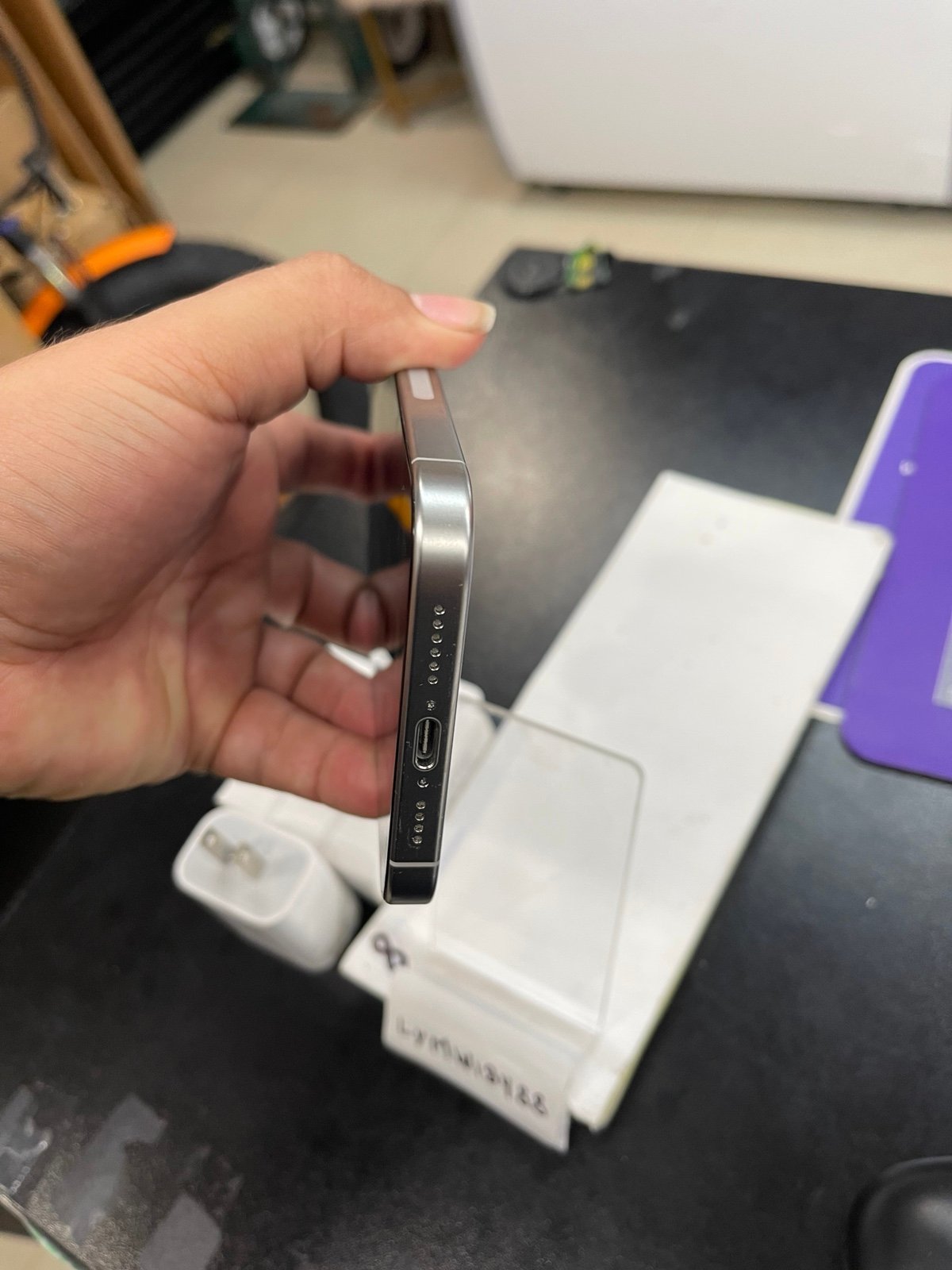 iPhone 15 pro max (AT&T) 256gb 5N31