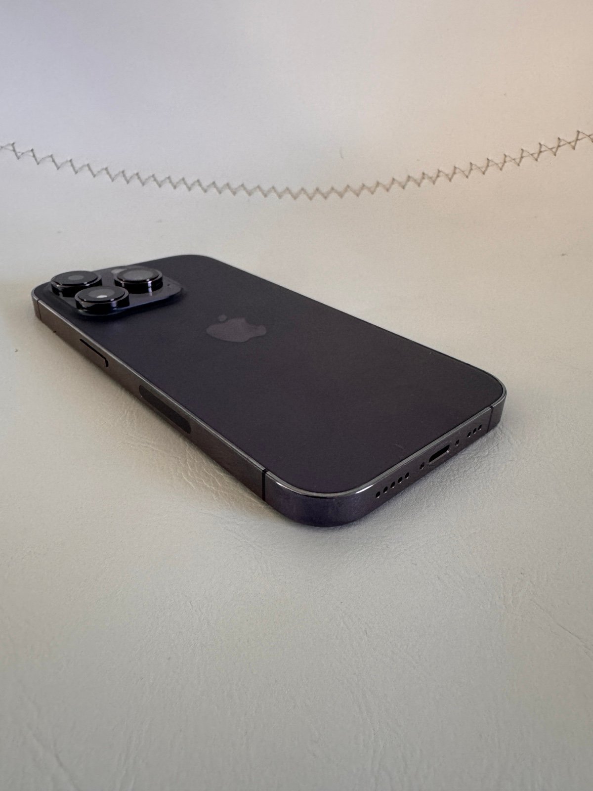 Apple iPhone 14 Pro 128 GB in Deep Purple for Unlocked 3U93