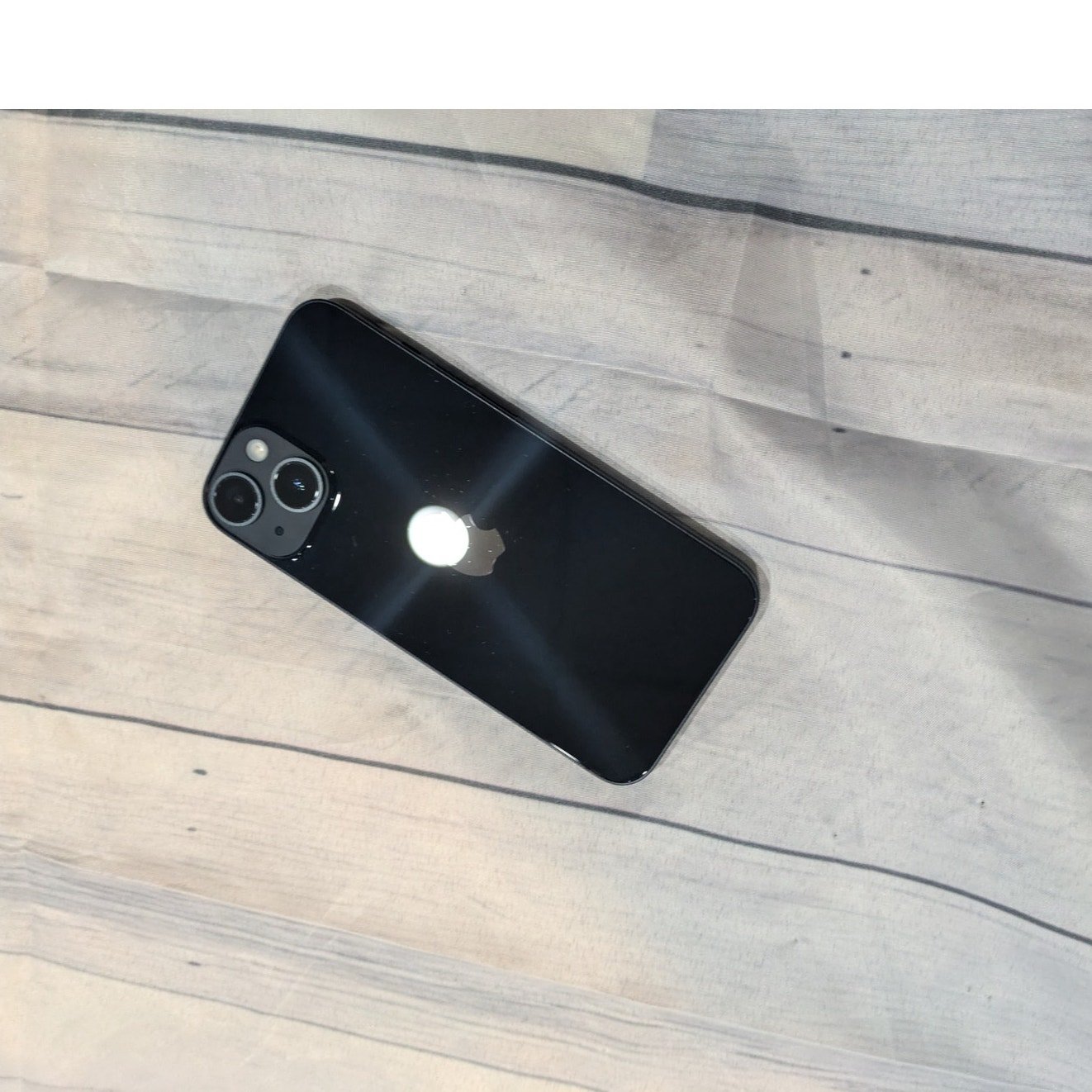 Unlocked Apple iPhone 14 128 GB in Midnight 9P76