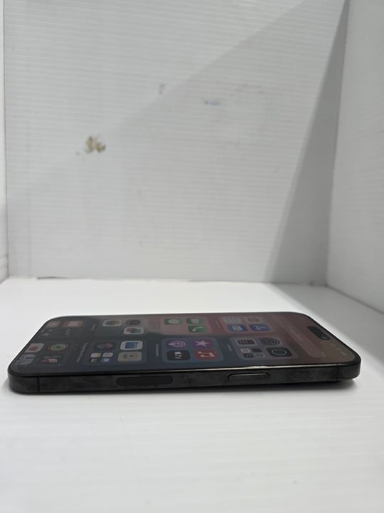 Apple iPhone 15 Pro Max 256GB- Unlocked Black Titanium 7W32