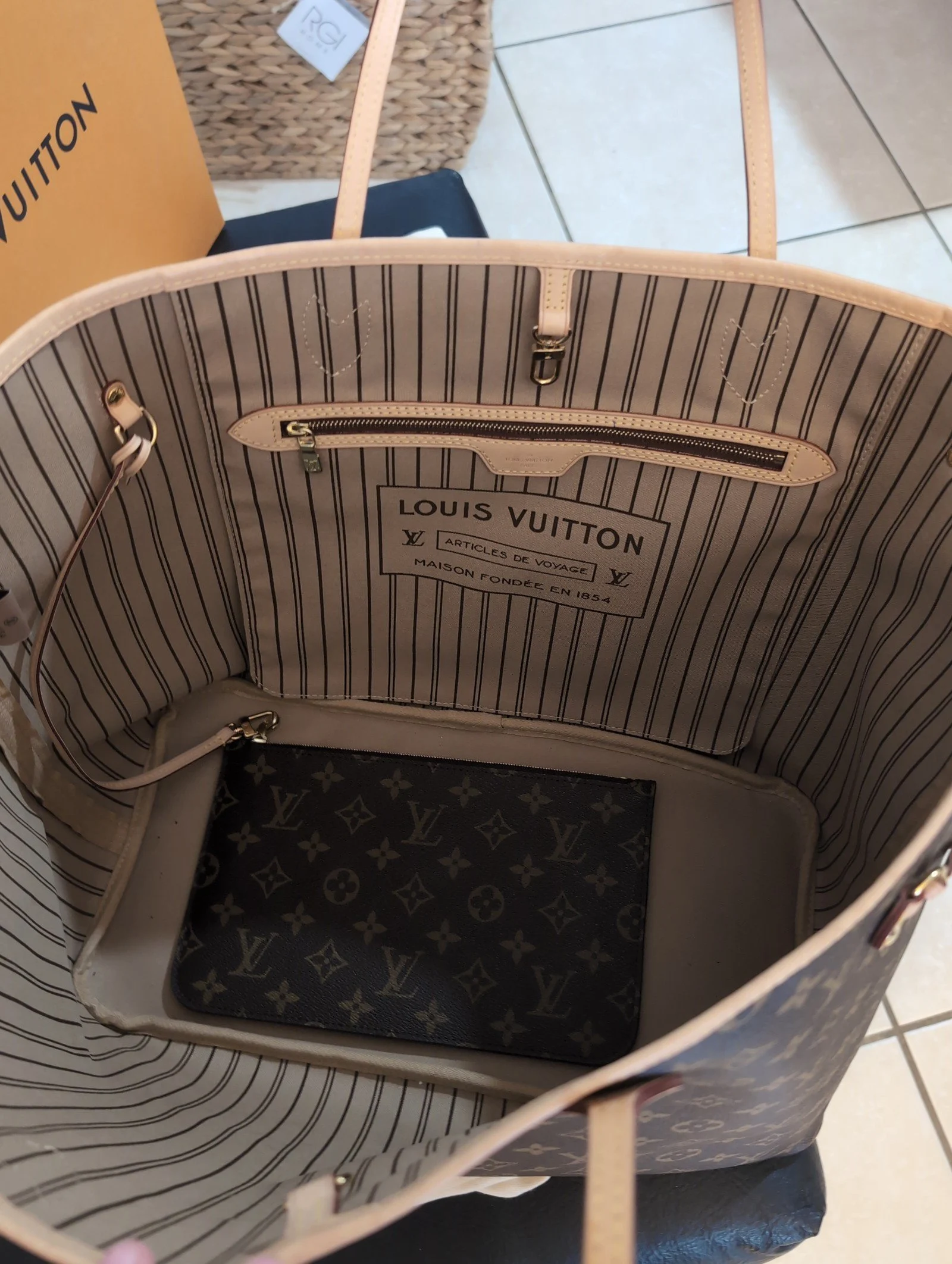 Louis Vuitton NEW Neverfull GM Tote