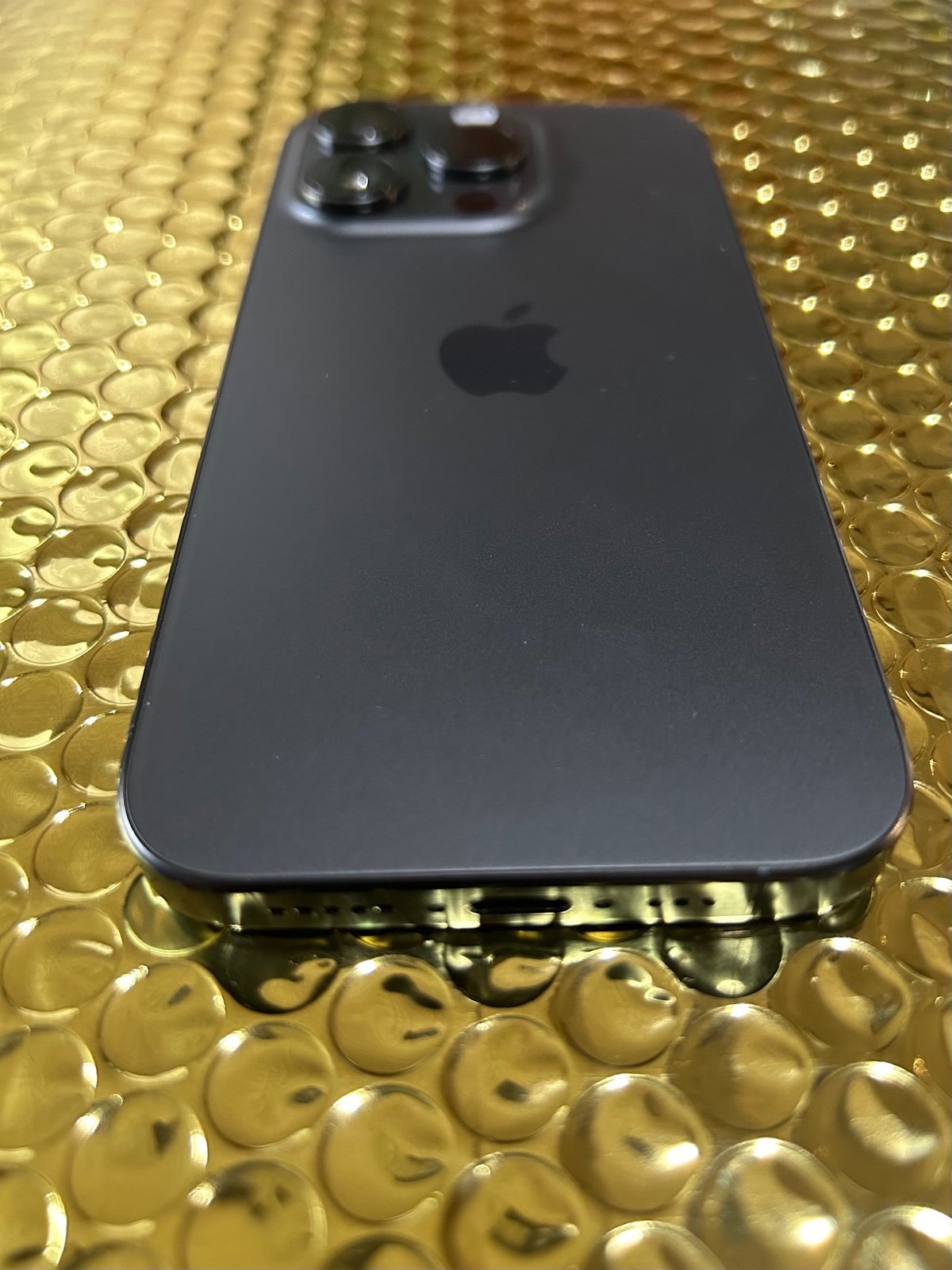 Apple iPhone 15 Pro 128GB Verizon PARTS PHONE 6E12