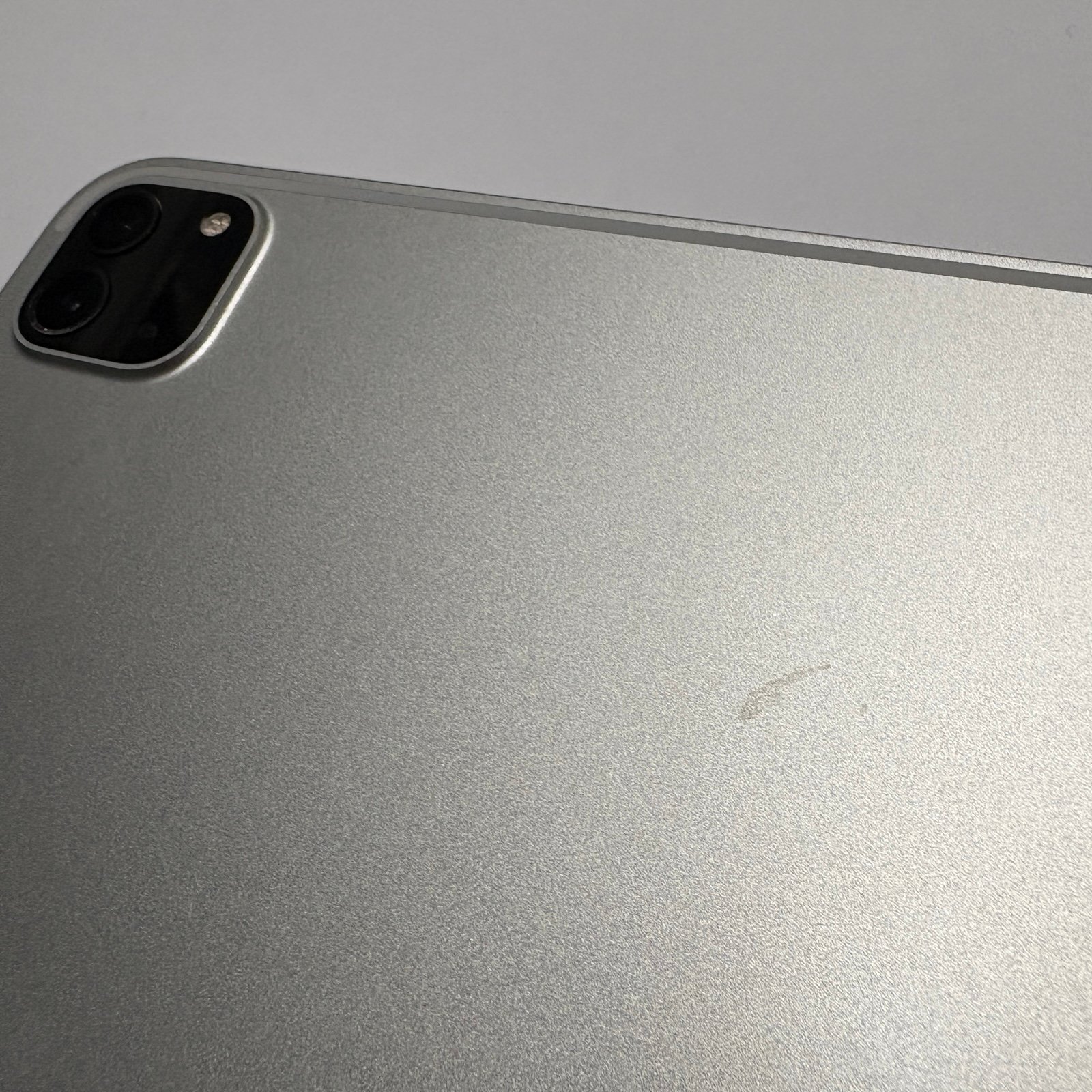 Apple iPad Pro 11 inch 3rd generation (M1) - 128GB - Wi-Fi 1Z67