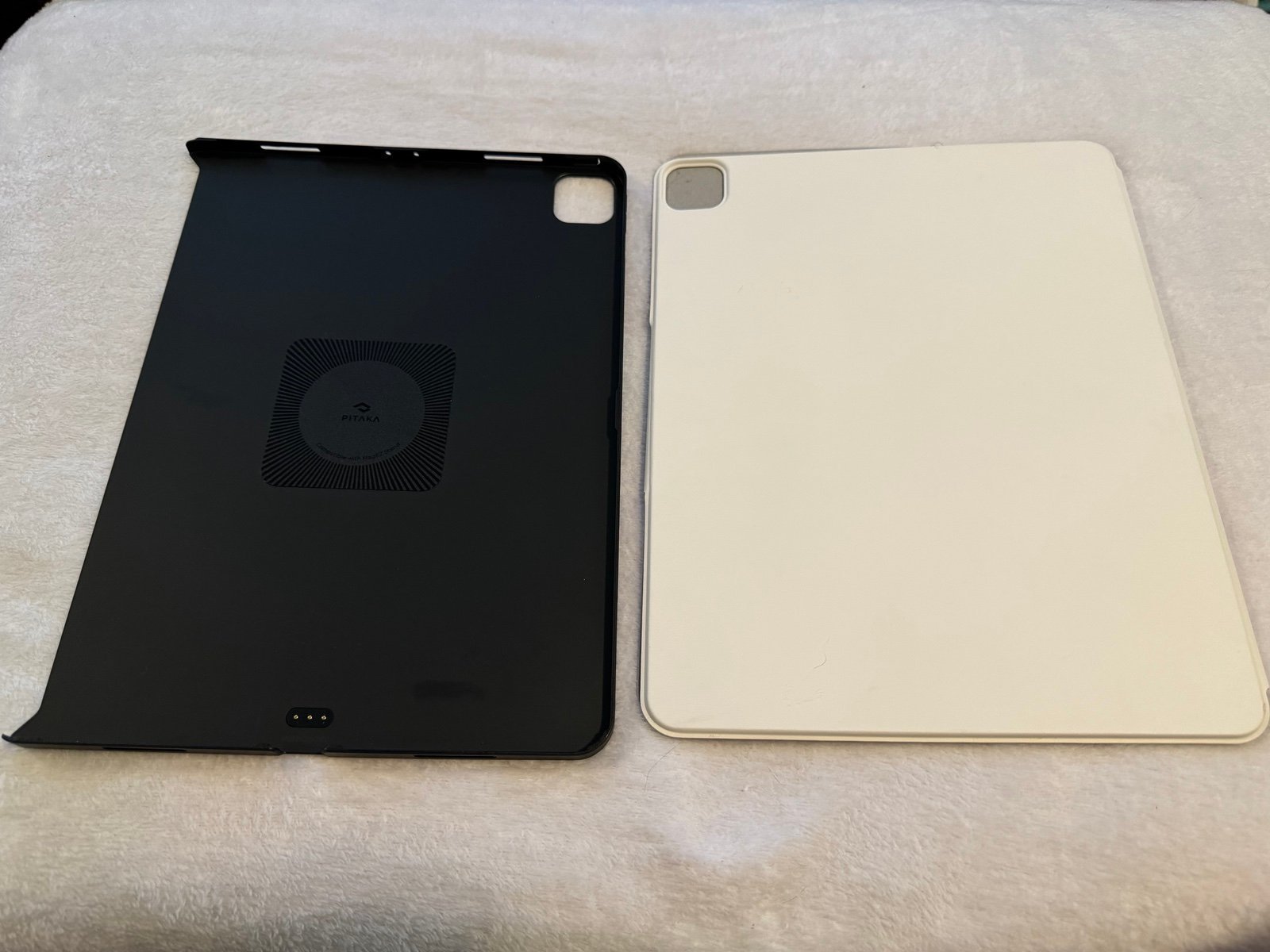 Apple iPad Pro 6th Gen Wi-Fi + Cellular 256 GB Silver w/ Apple Pencil 2S29