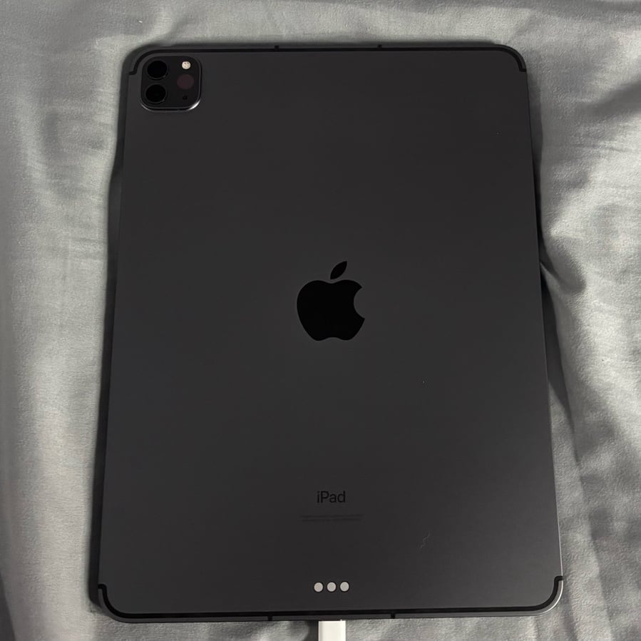 2021 Apple 11-inch iPad Pro M1 (Wi-Fi + Cellular 128GB) - Space Gray 1Y36