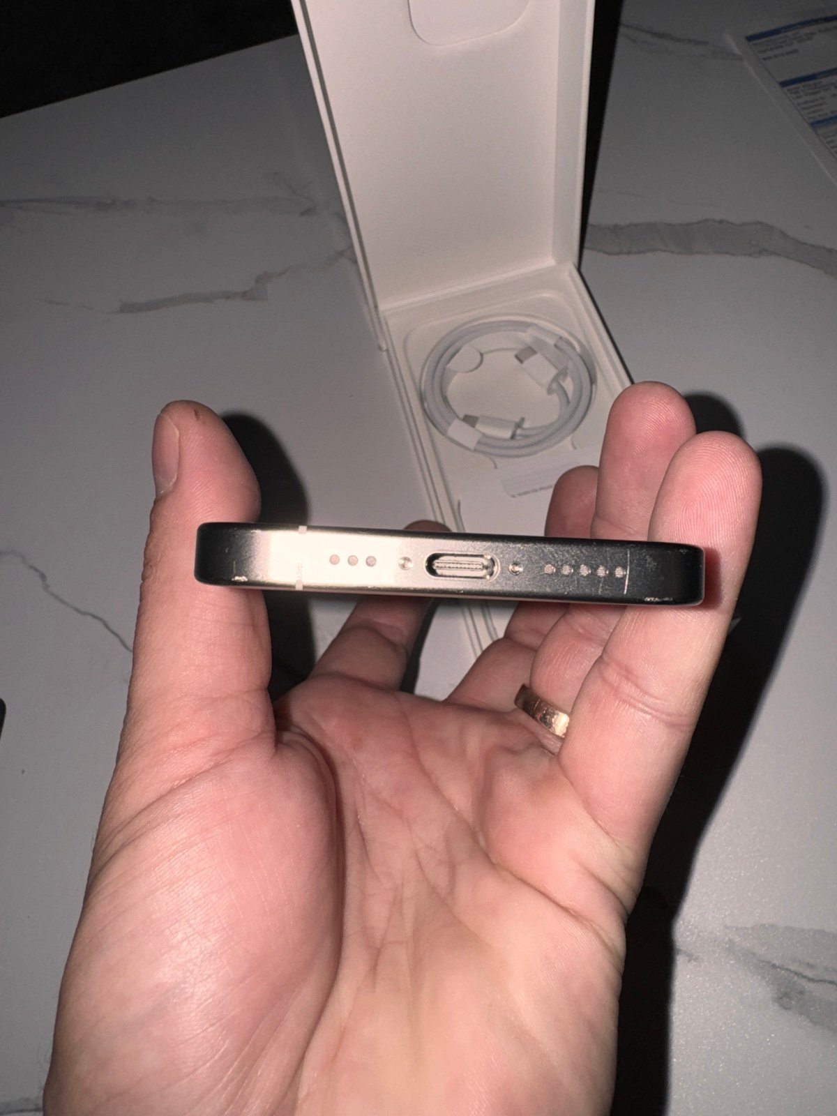 iPhone 15 pro VERIZON 6J13