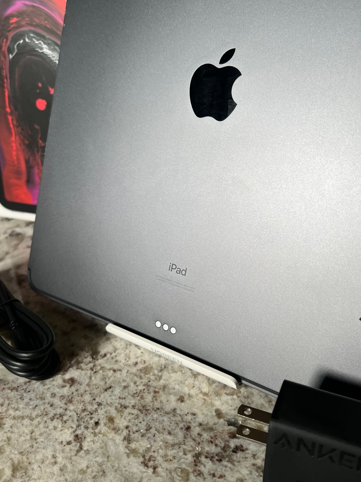 Apple iPad Pro 3rd Generation 256 GB in Space Gray Cellular FACTORY UNLOCKED 8W31