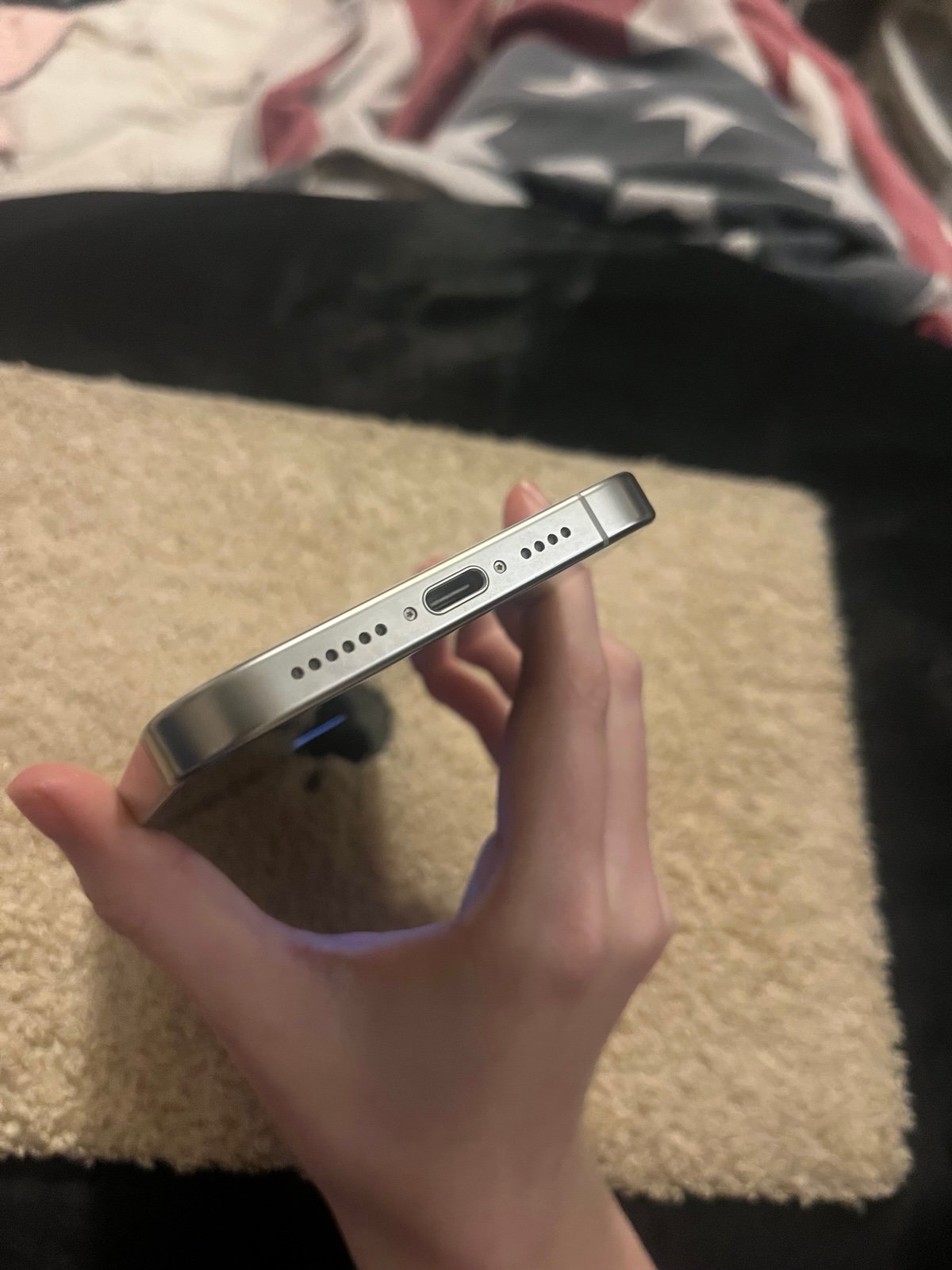 iPhone 15 pro max white 256gb unlocked 2L55