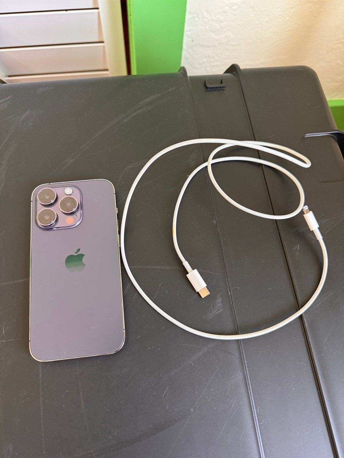 Apple iPhone 14 Pro 128 GB in Deep Purple for Unlocked 3U93