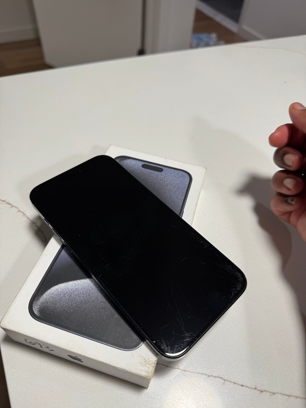 iPhone 15 PRO MAX 256G UNLOCKED 3E93