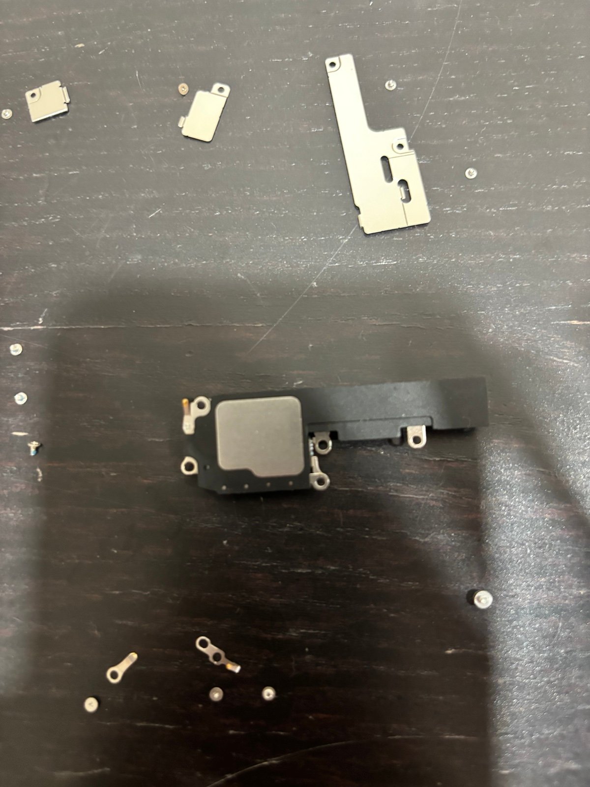 iPhone 16 Parts 2B19