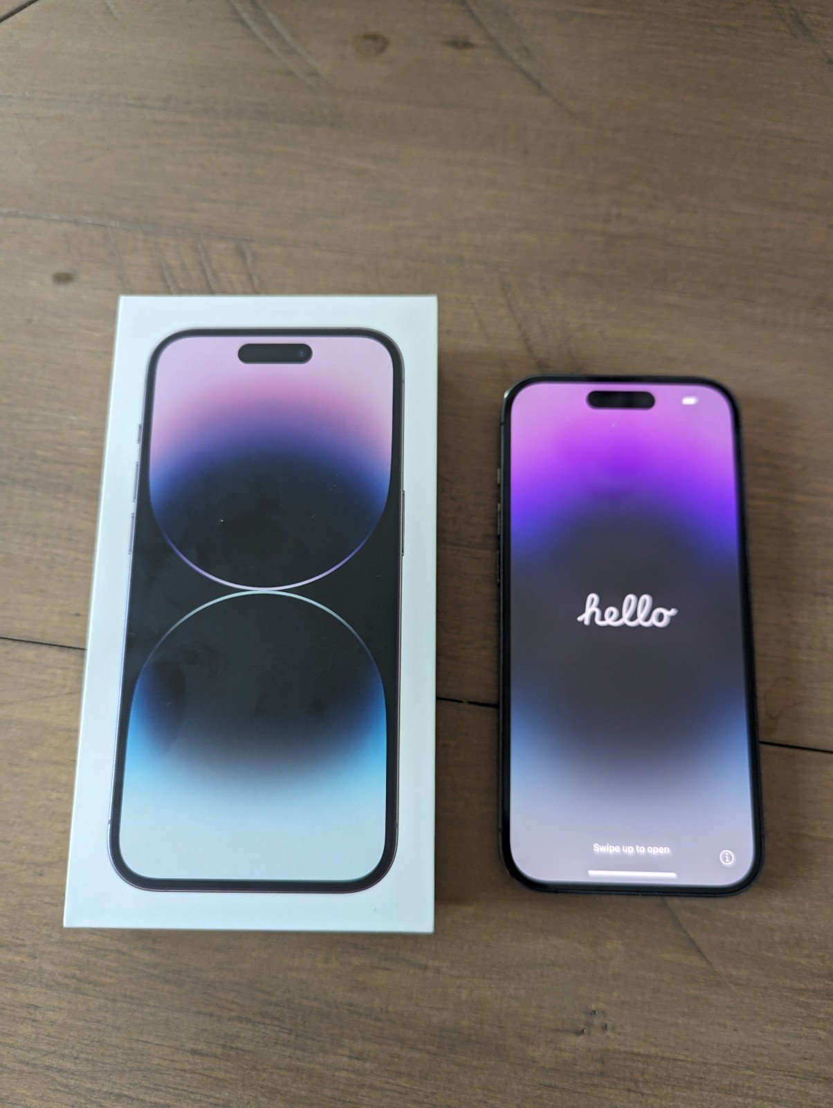 Apple iPhone 14 Pro 256 GB in Deep Purple Unlocked 1S87