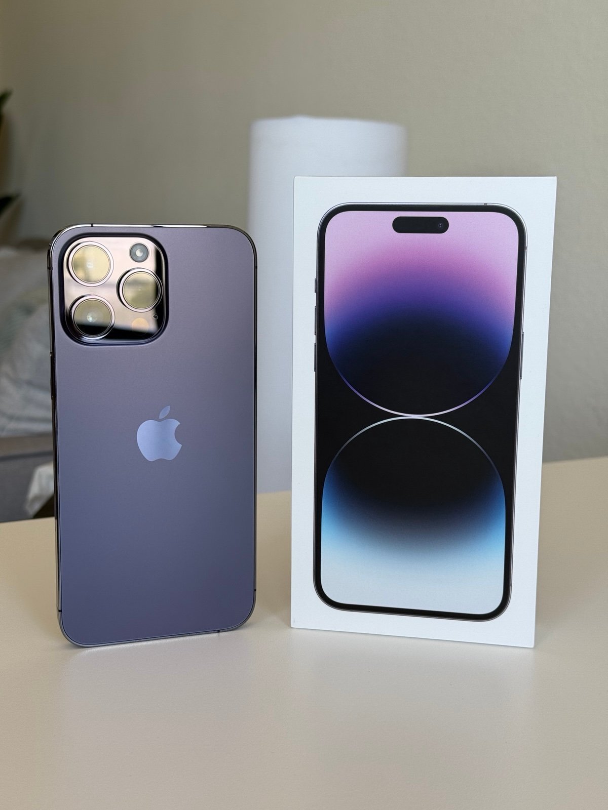 Apple iPhone 14 Pro Max 512GB in Deep Purple - Unlocked 5Z21