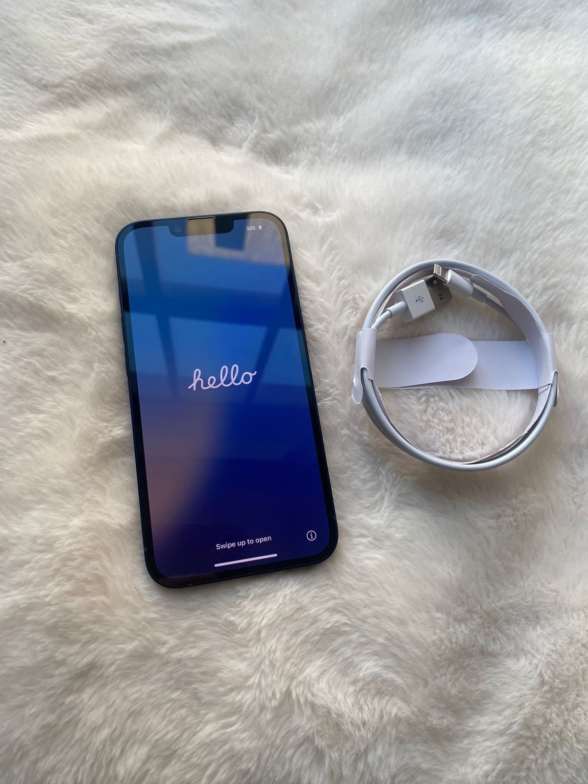 iPhone 14 128gb Midnight UNLOCKED 8G37