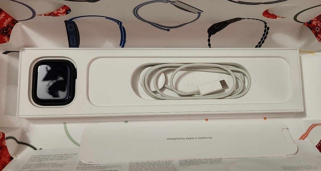 iPhone 14 Pro Max and Apple Watch Series 7 (45mm) Unlocked 9S65