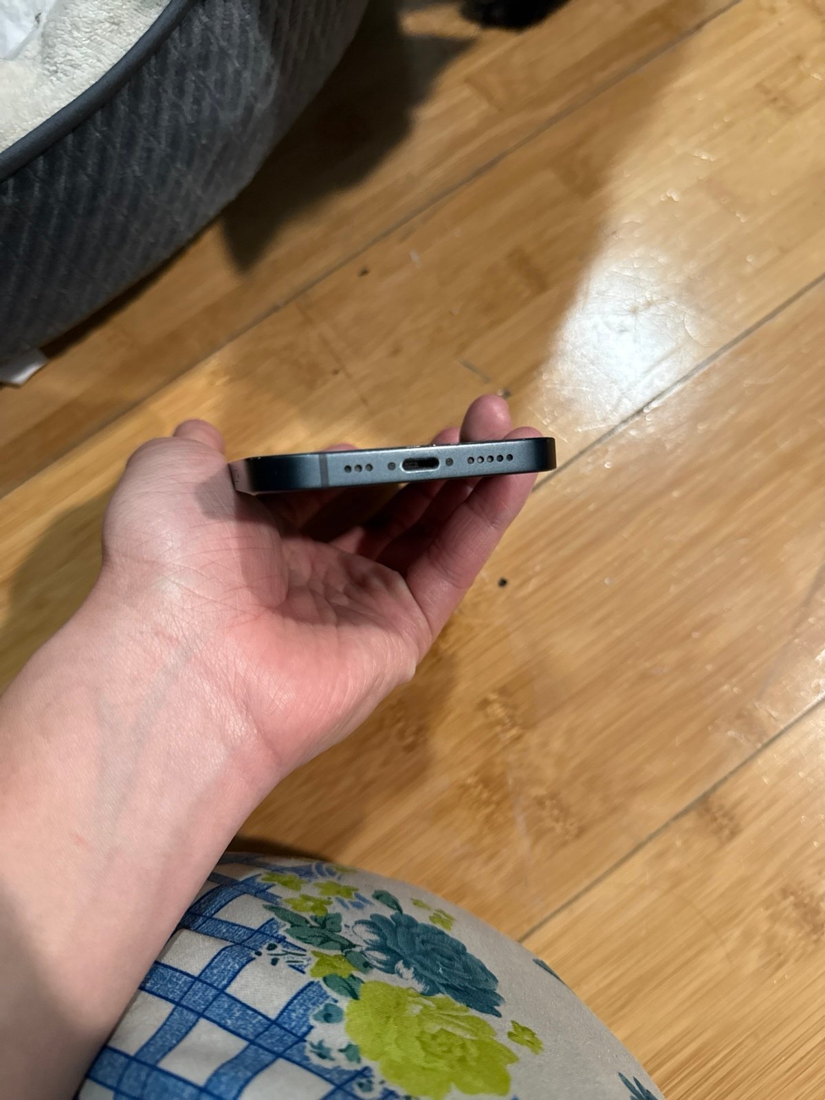 iPhone 13 128Gb Unlocked 2V65