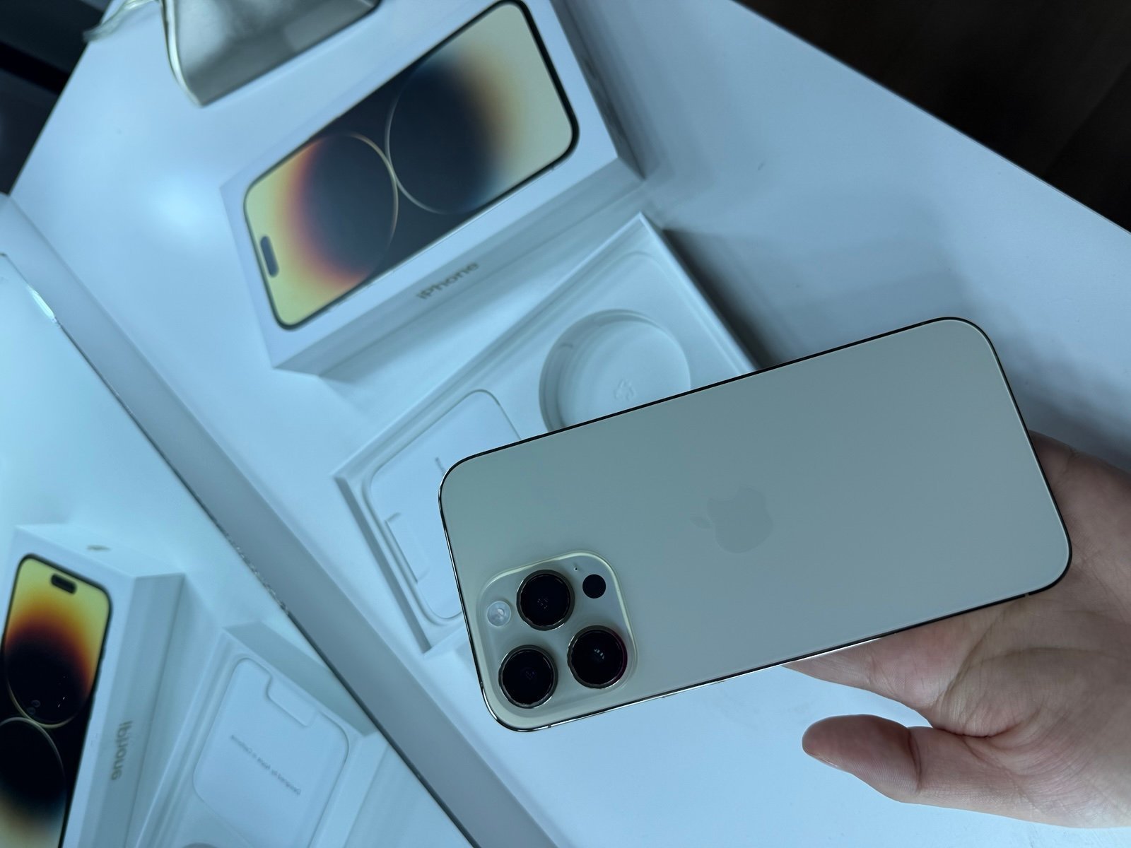 iPhone 14 Pro Max unlocked 8X83