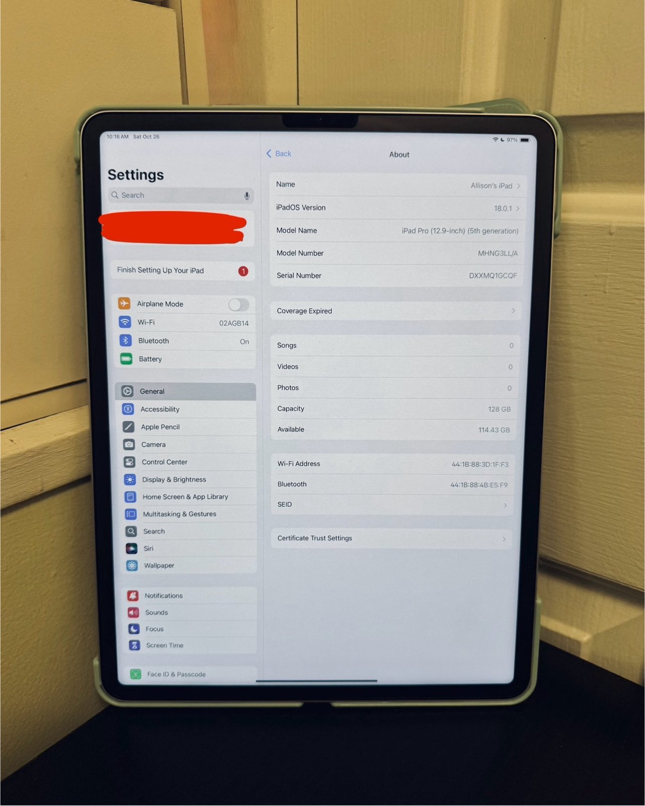 Apple iPad Pro 128GB with Apple Pencil 2U19