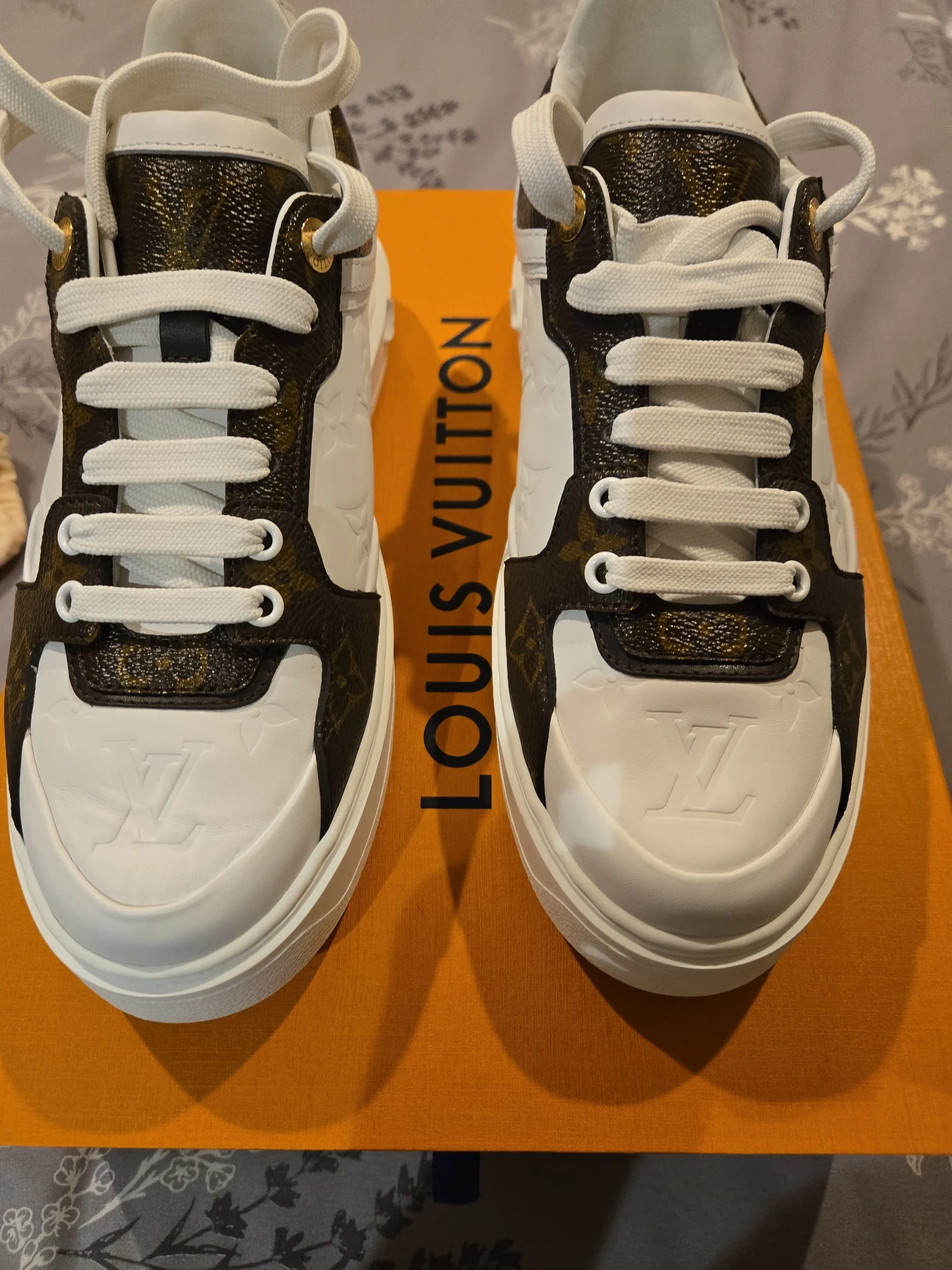 Authentic Louis Vuitton Timeout Sneaker