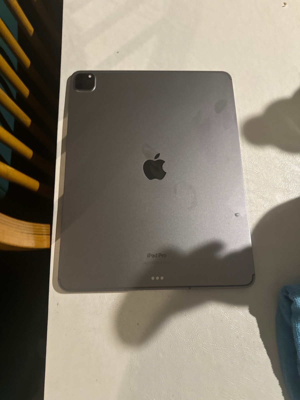 ipad pro 6th generation 2J35