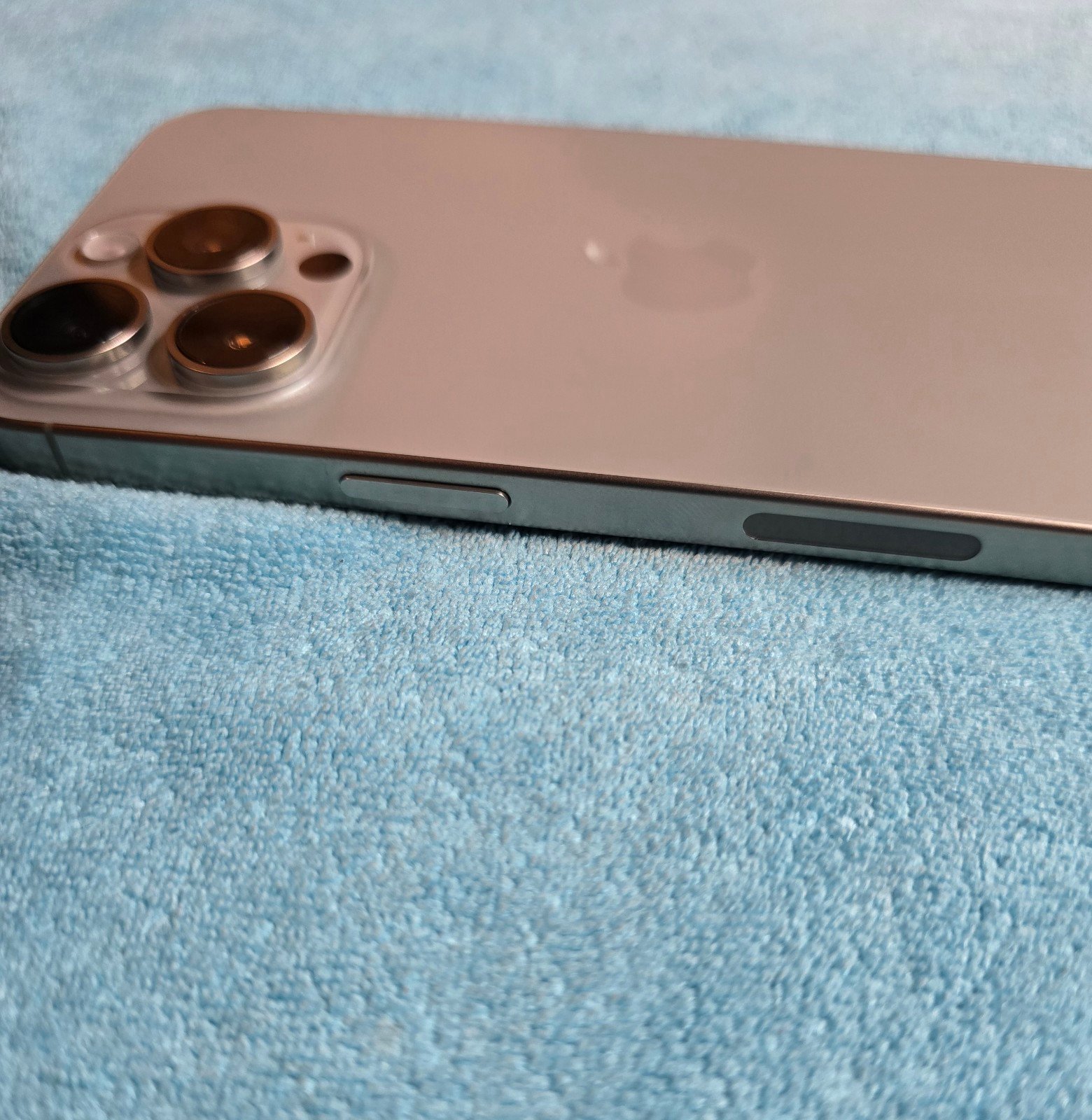 Apple iPhone 15 Pro Max Natural Titanium 256gb Unlocked MINT CONDITION 5O87