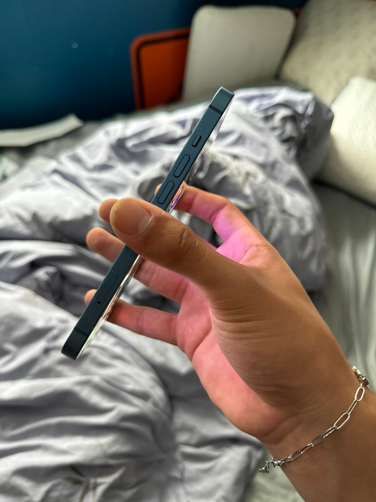 iPhone 13 blue 128gb unlocked like new 7T53