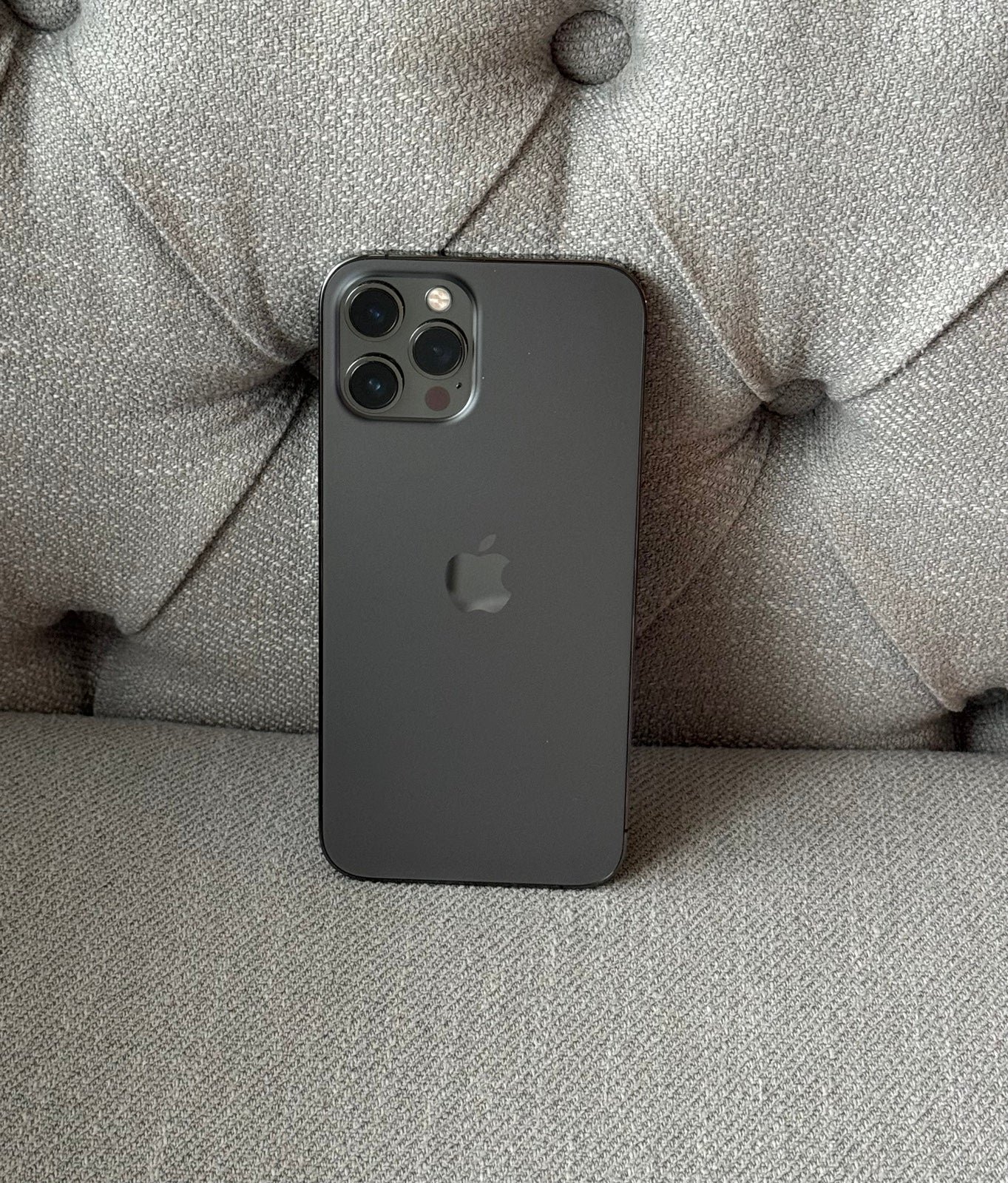 iPhone 12 Pro Max Unlocked 256 GB Graphite Great Condition 6X29