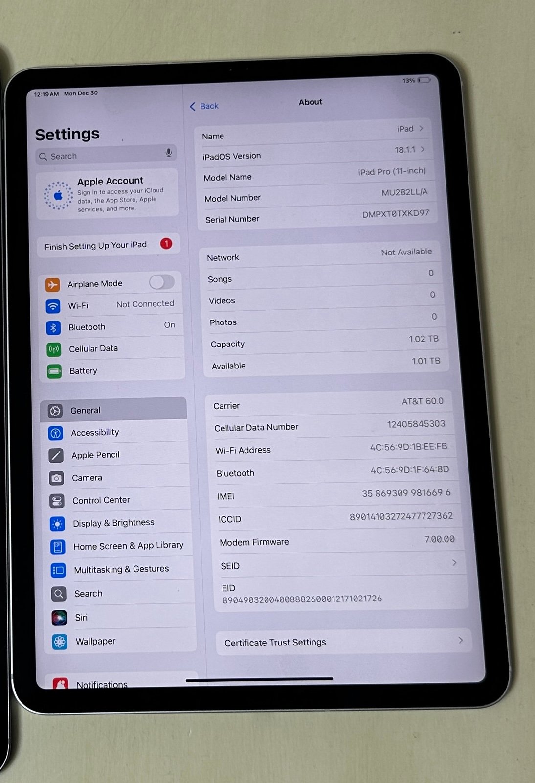 Apple Ipad Pro 11 inch 1st Gen 1TB Wifi + Cellular Silver 5W28